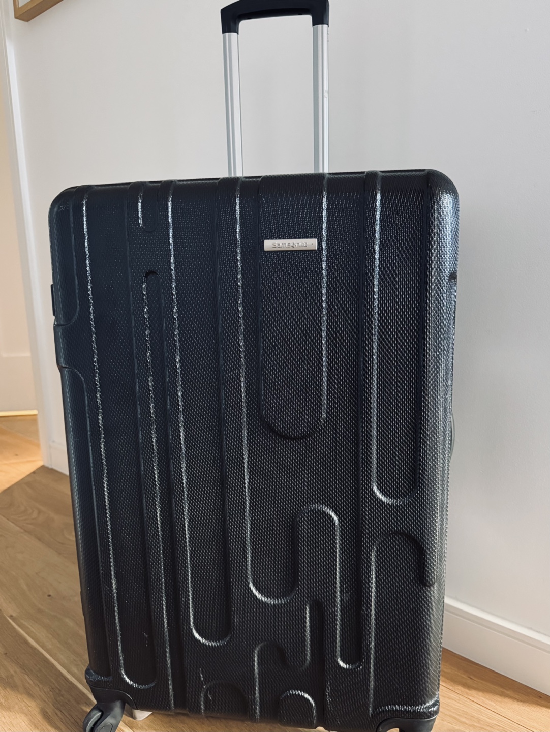 Samsonite Large Hardside Expandable Suitcase