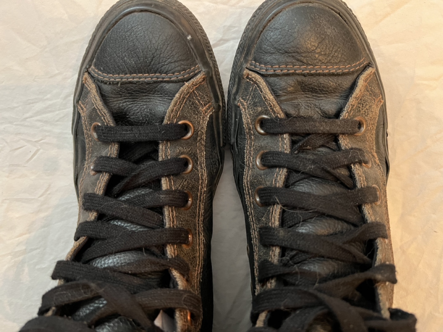 Vintage Converse Leather Sneakers, Women’s 10 - photo 5