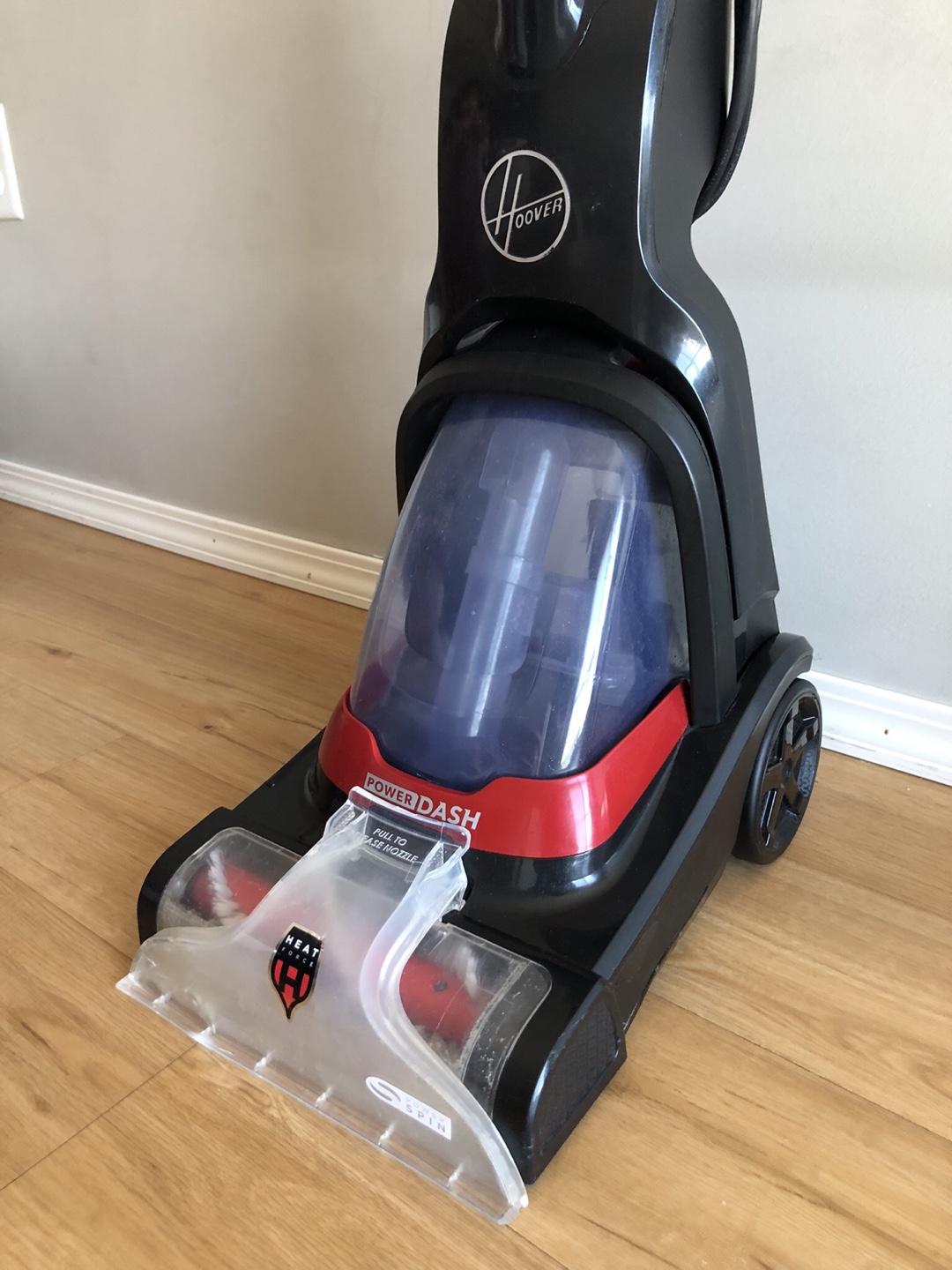 Hoover PowerDash Pet Carpet Cleaner - photo 2