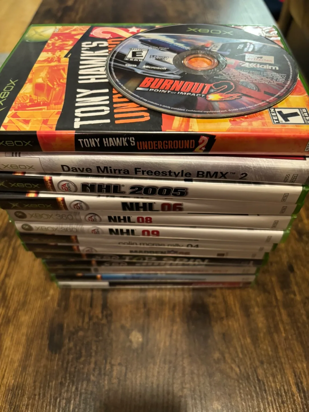 Xbox Console with Controller and 14 Games image indicator(3)