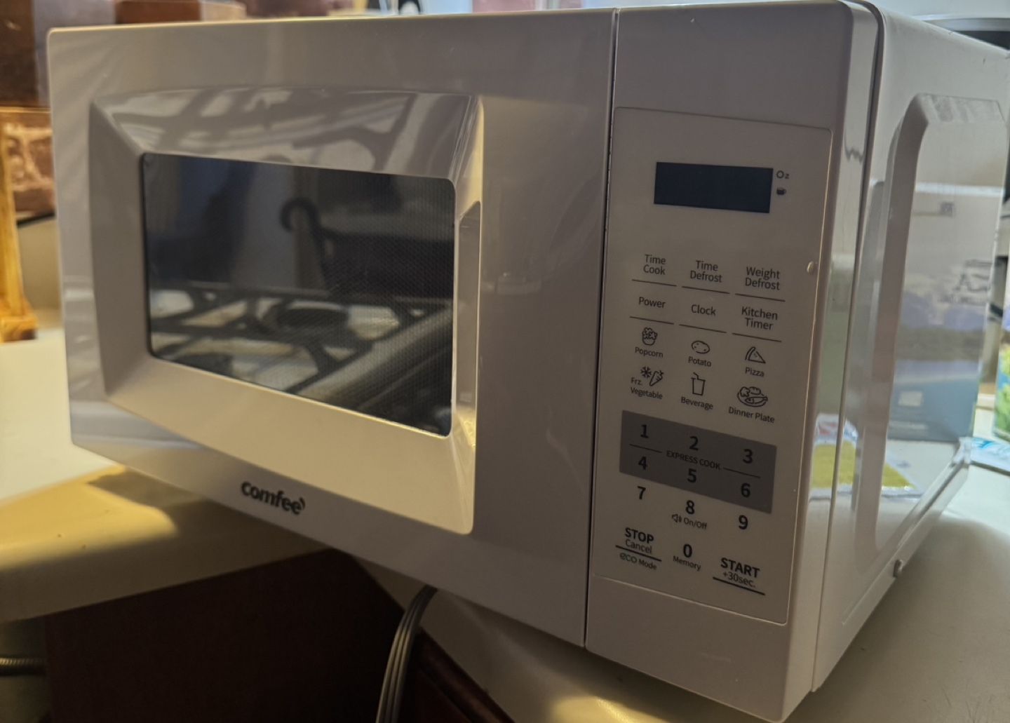 Comfee' 0.7 cu. ft. Microwave