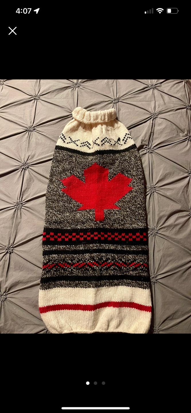 Hand-knitted Dog Sweater - Holiday/Canada Design