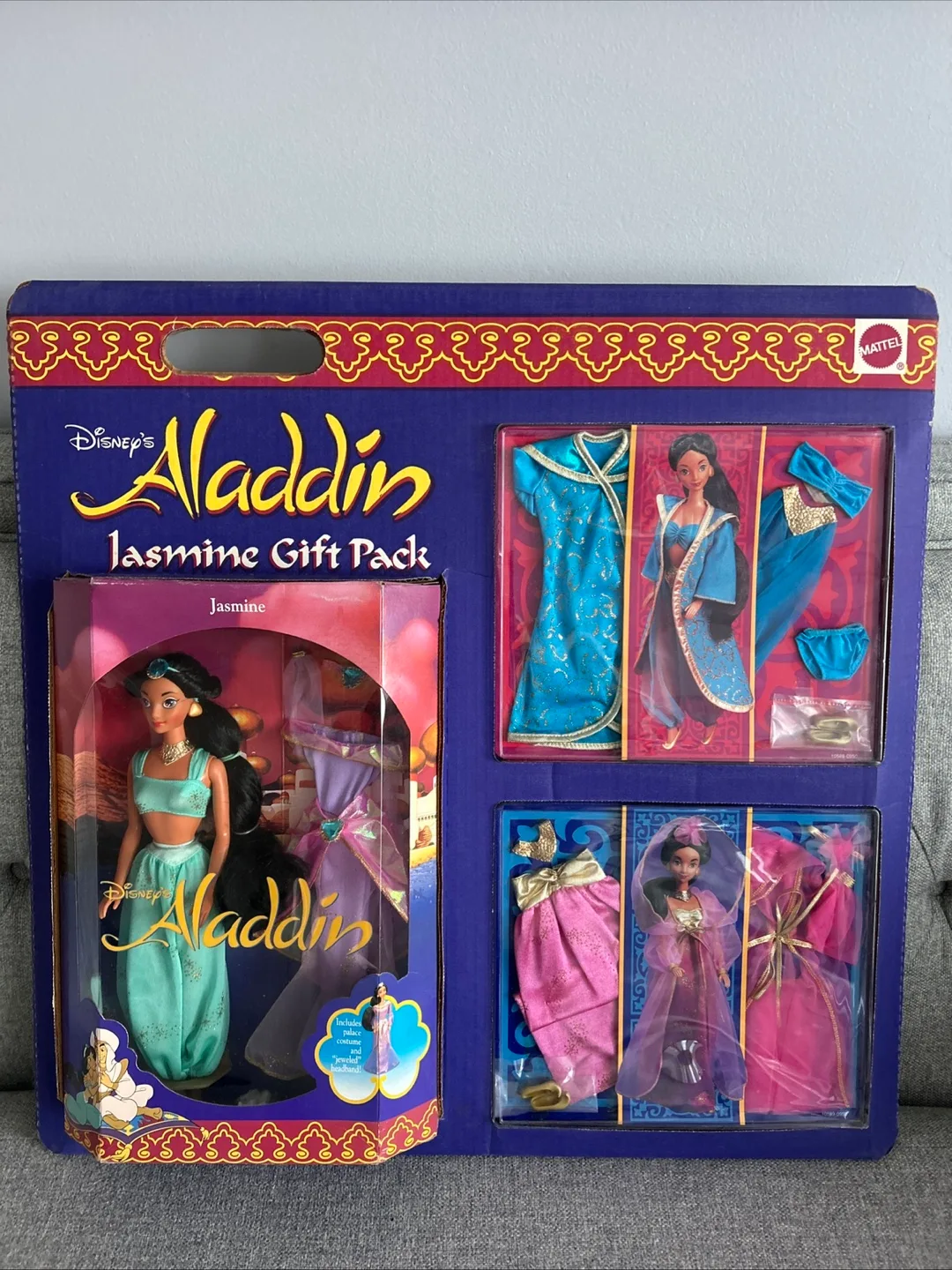 Vintage Disney's Aladdin Jasmine Gift Pack Mattel Doll image indicator(2)