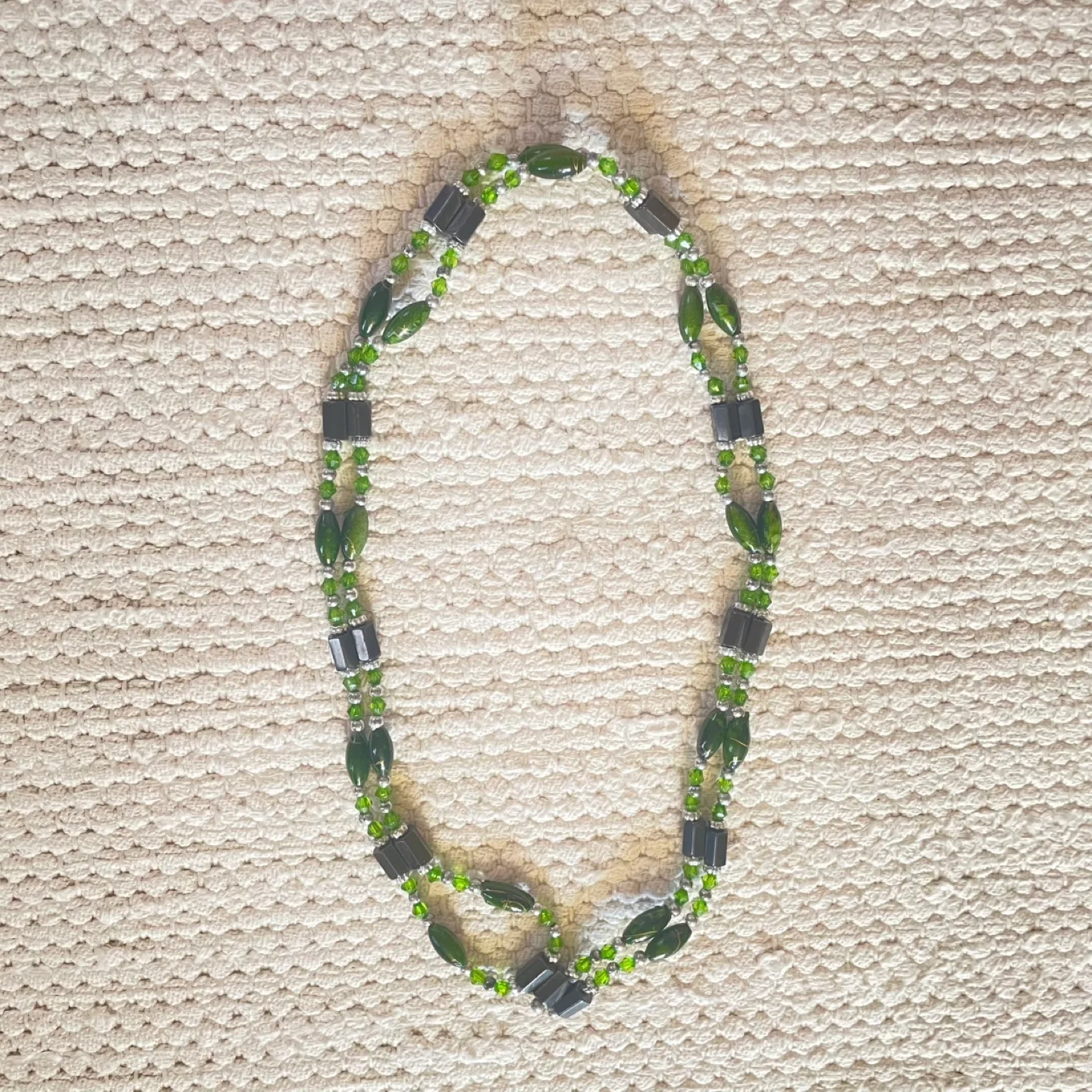 Hematite & Green Glass Beaded Necklace,Bracelet,Coin Purse image indicator(3)