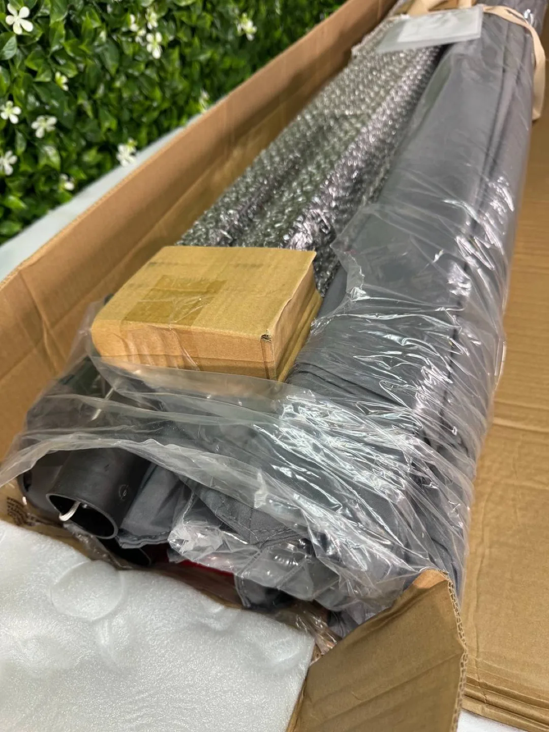 10ft Solar LED Offset Hanging Market Cantilever Patio Umbrella image indicator(4)