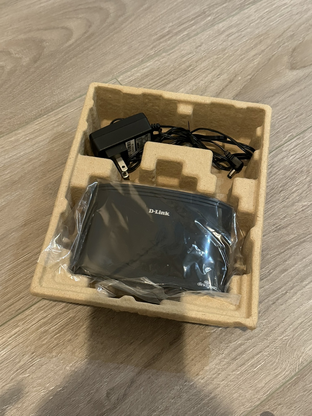 D-Link 5-Port Gigabit Desktop Switch - DGS-105 - photo 2
