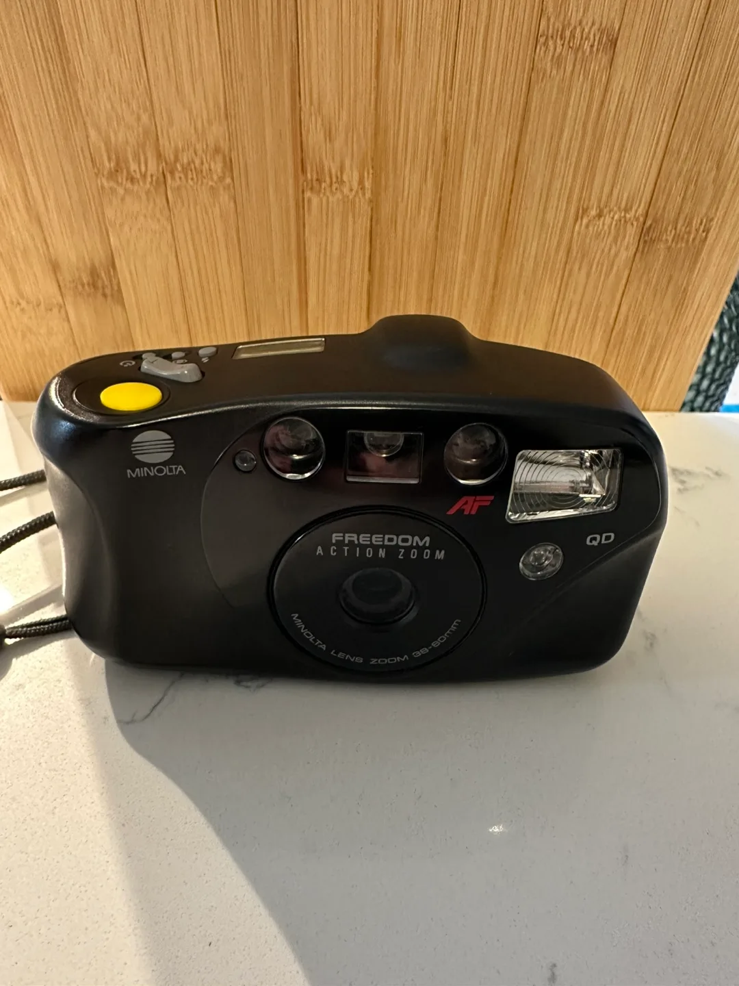 Vintage Minolta Freedom Action Zoom Film Camera thumbnail