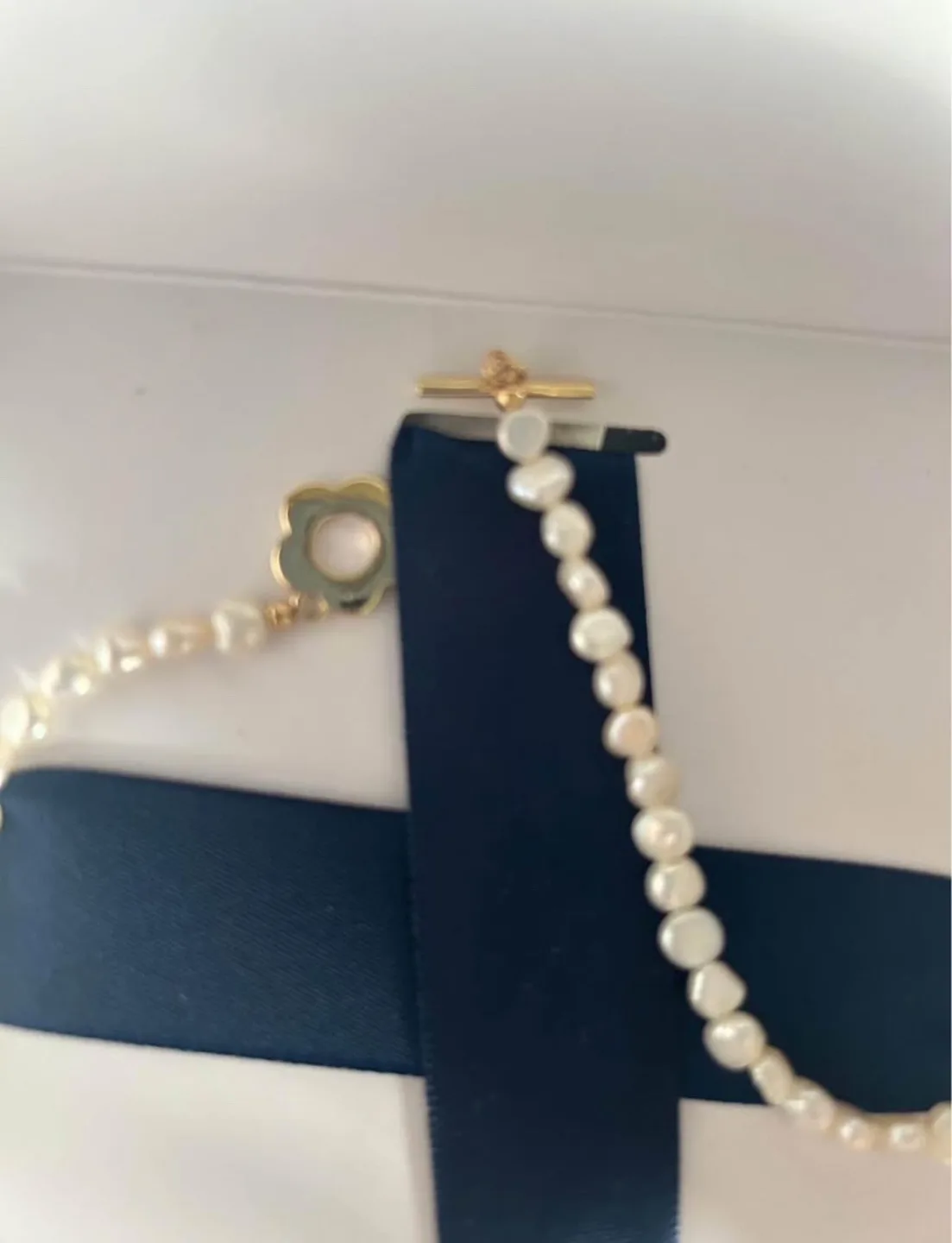 Brand new Delicate Pearl Necklace with Flower Charm image indicator(2)