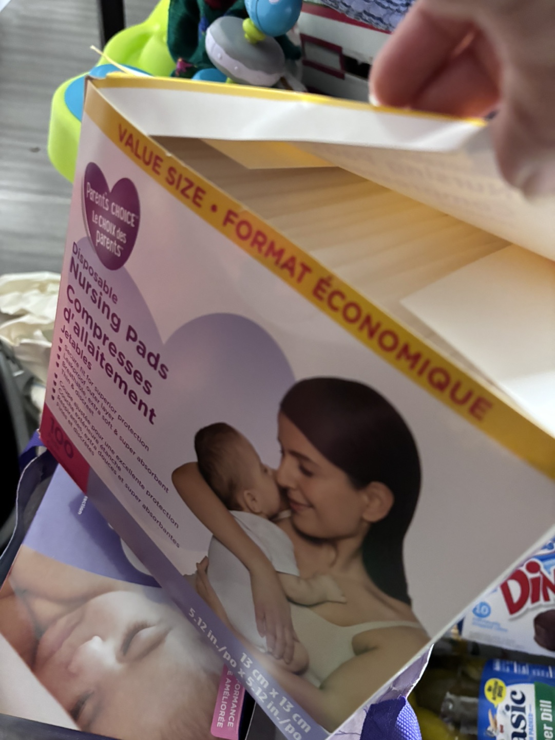 Postpartum Recovery Kit - Nursing Pads, Ice Packs & Breast Pump - photo 3