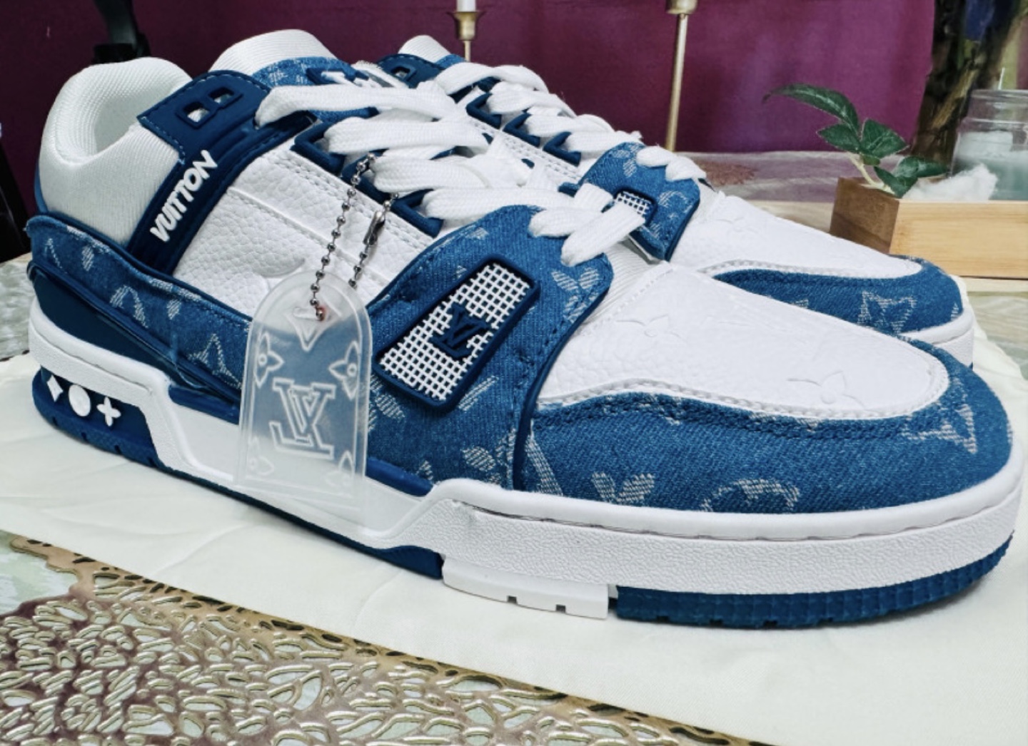 Louis Vuitton Sneakers - photo 2