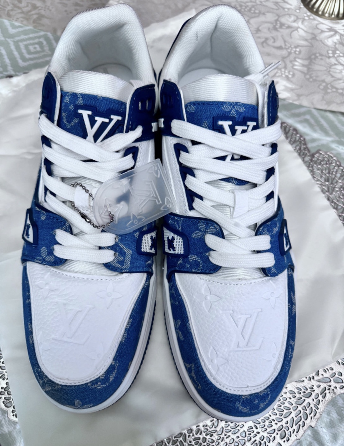 Louis Vuitton Sneakers - photo 3