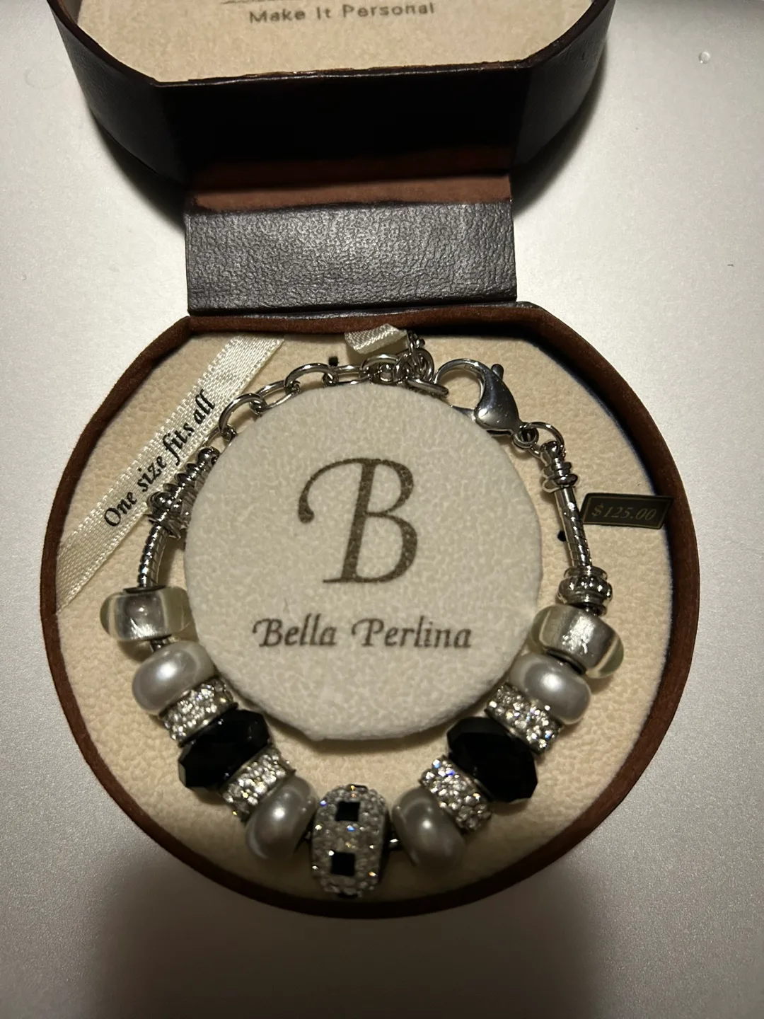 Bella Perlina Charm Bracelet image indicator(2)