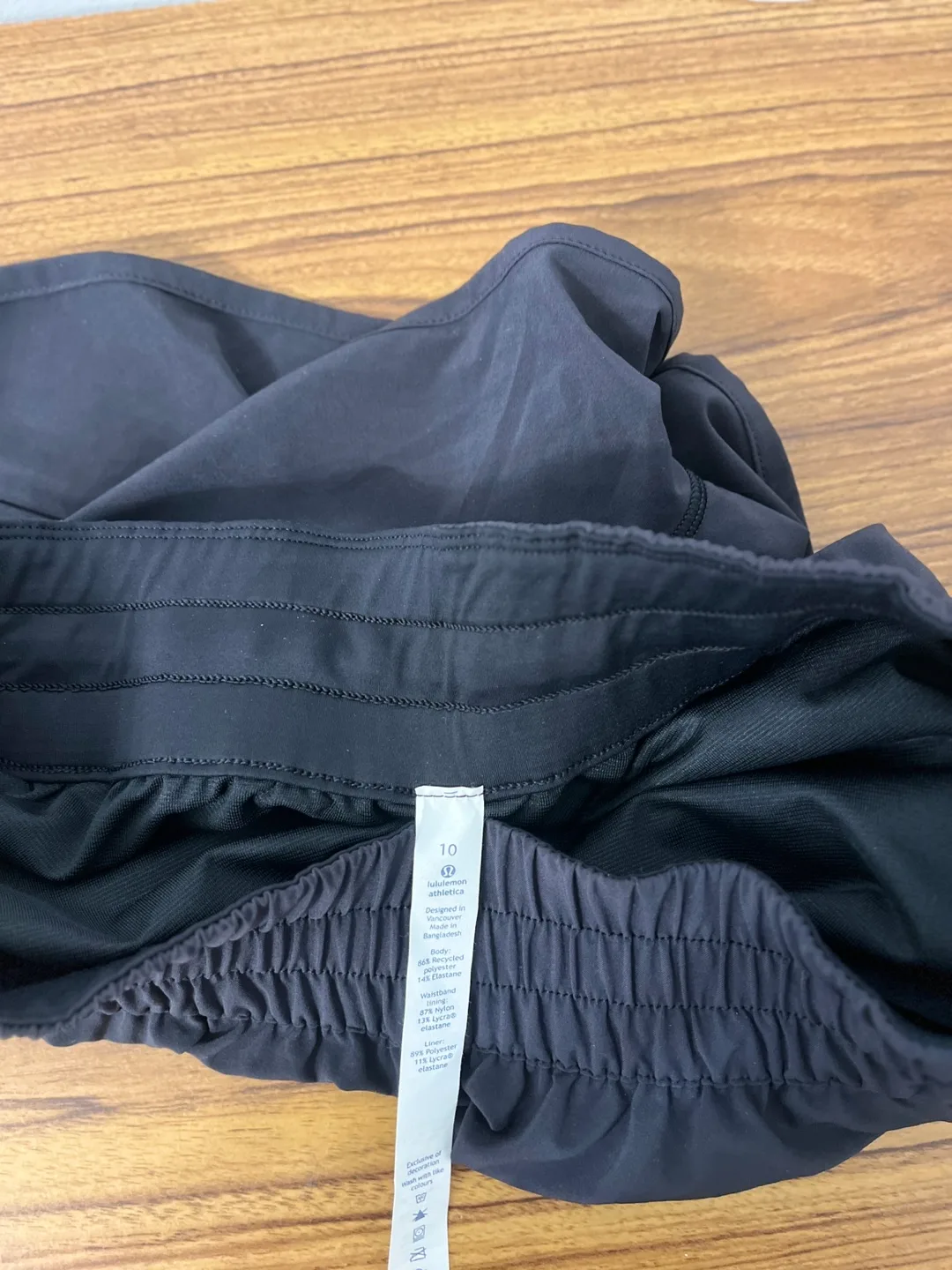 Lululemon Black Training Shorts Size 10 image indicator(4)