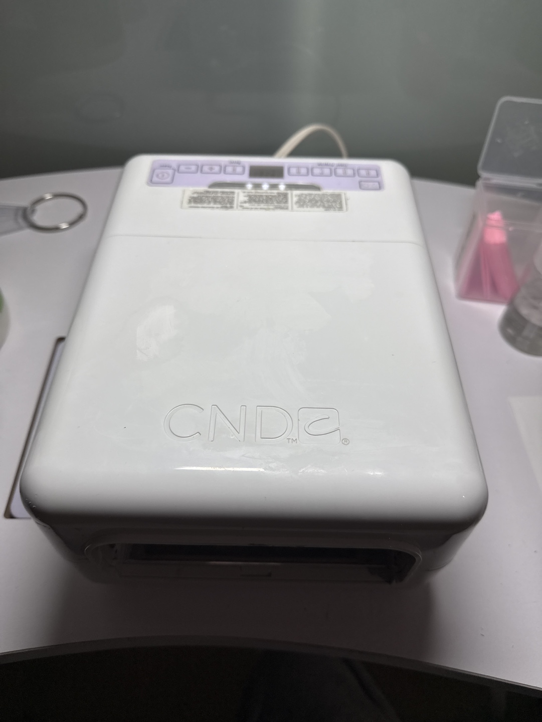 CND UV Nail Lamp - photo 3