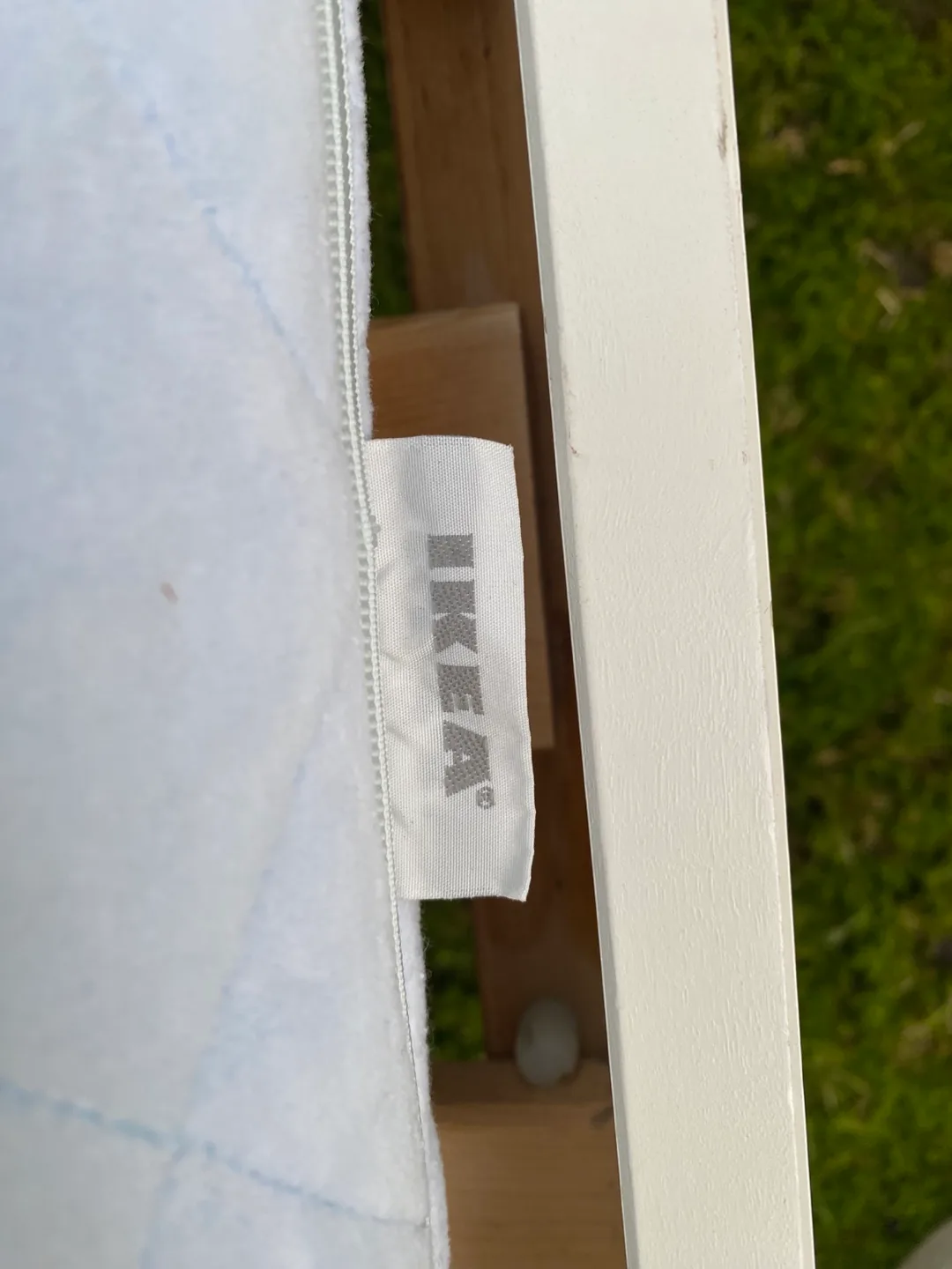 IKEA Toddler Bed - delivery available image indicator(7)