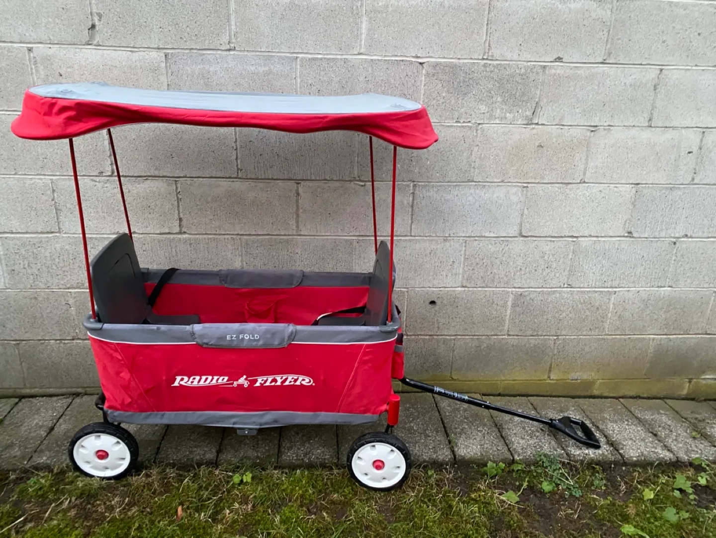 Radio Flyer Wagon for kids image indicator(2)