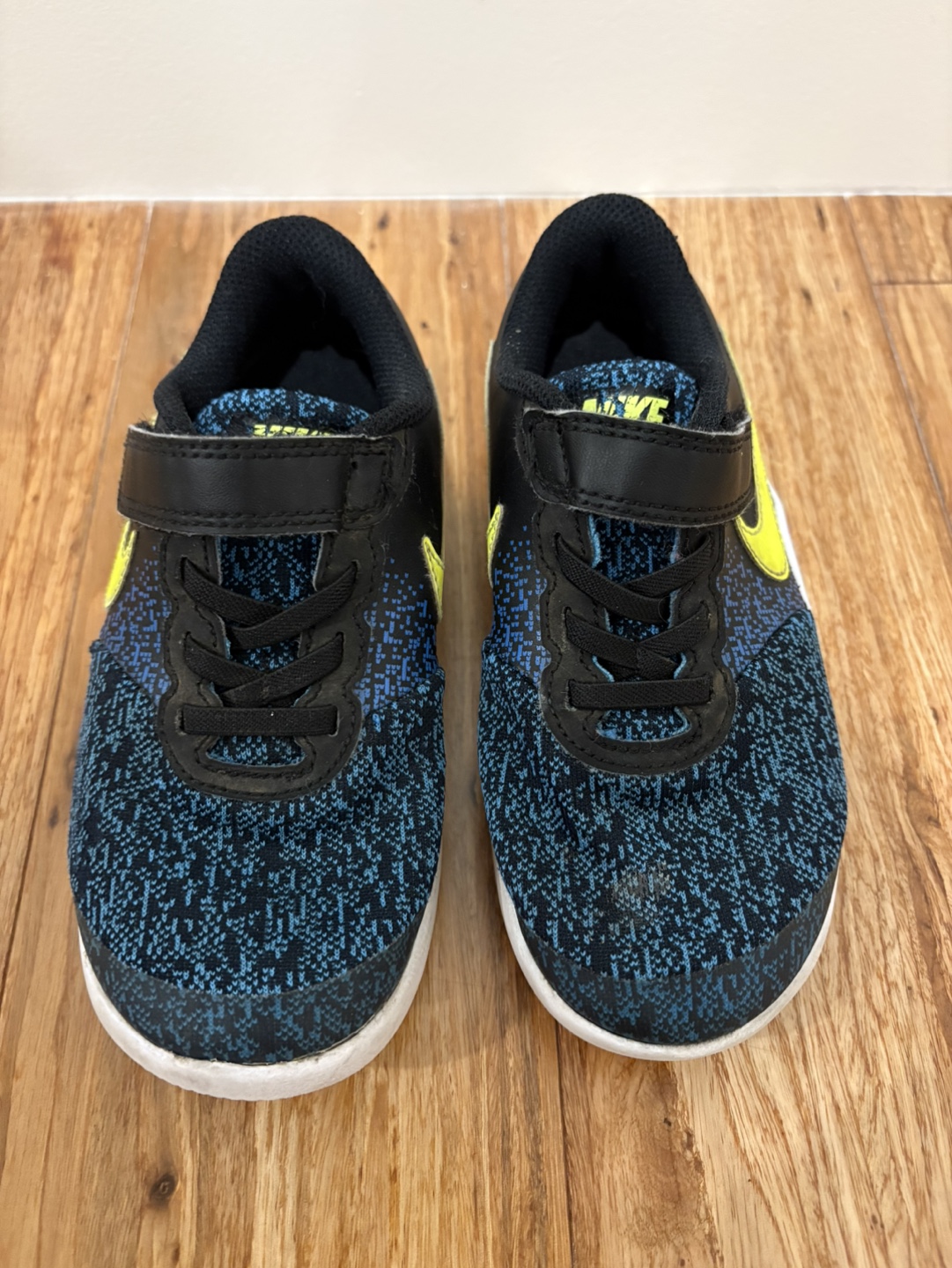 Kids Nike Shoes - photo 2