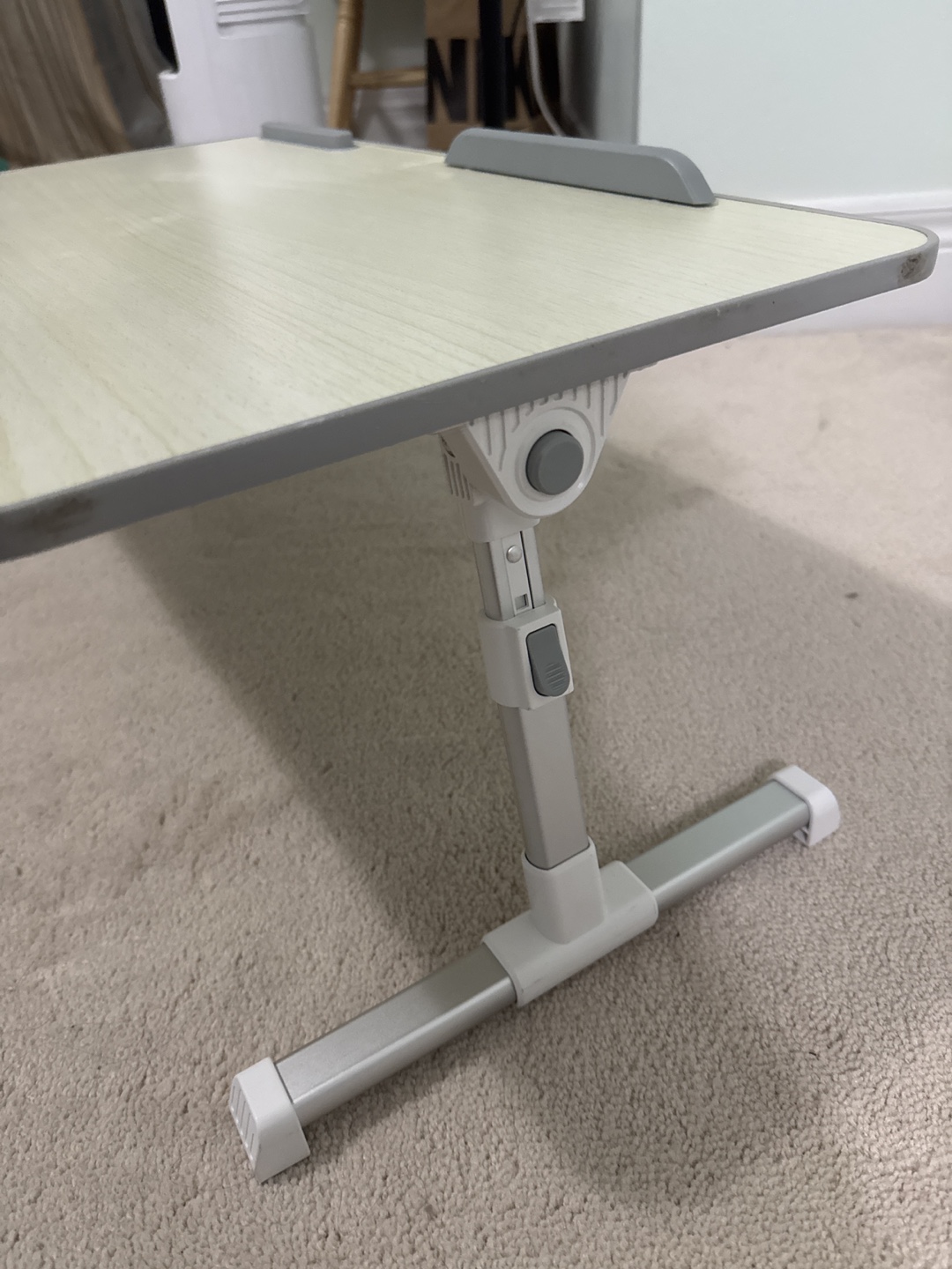 Adjustable Laptop Table - photo 2