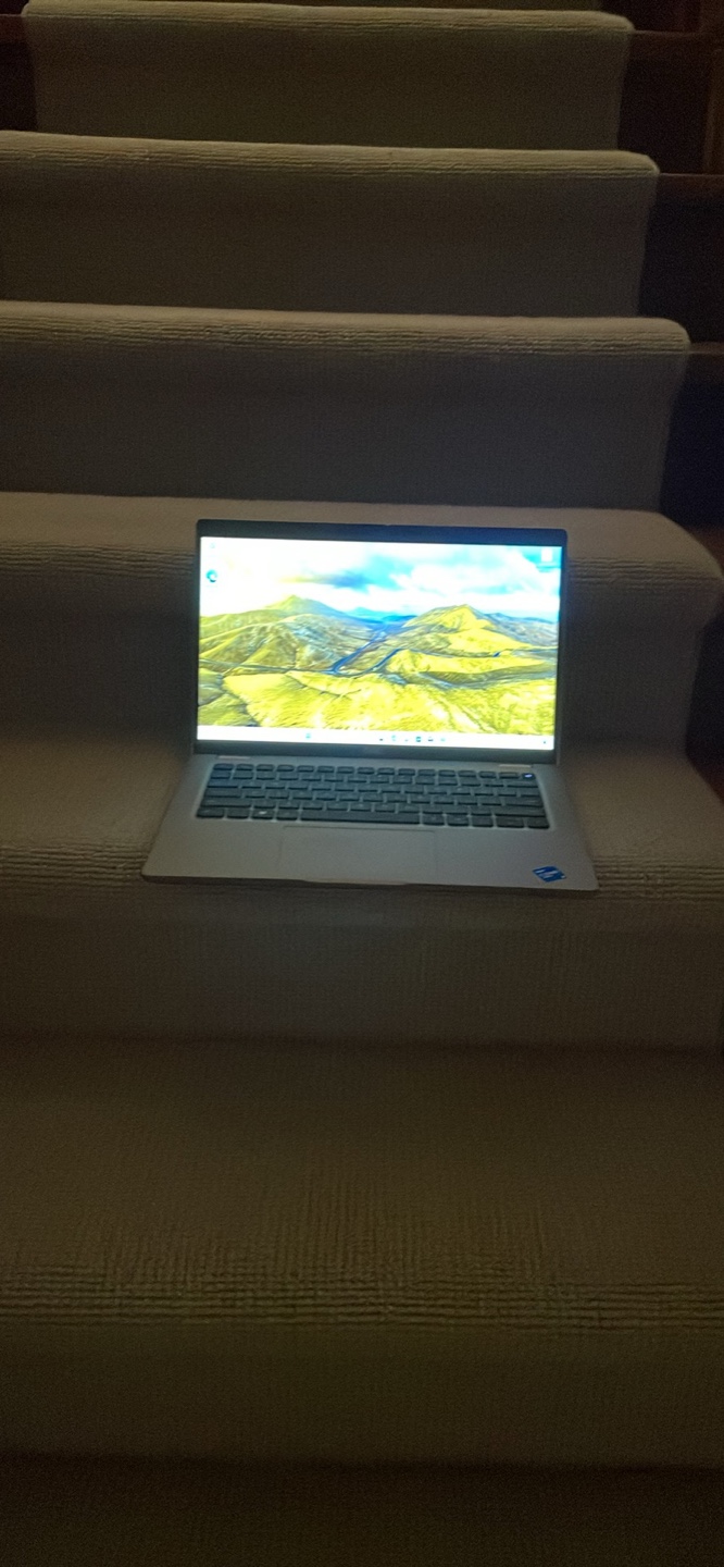 Dell Laptop 11th gen! Latitude 5420