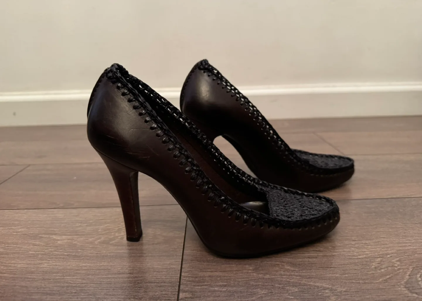 Burberry Heels thumbnail