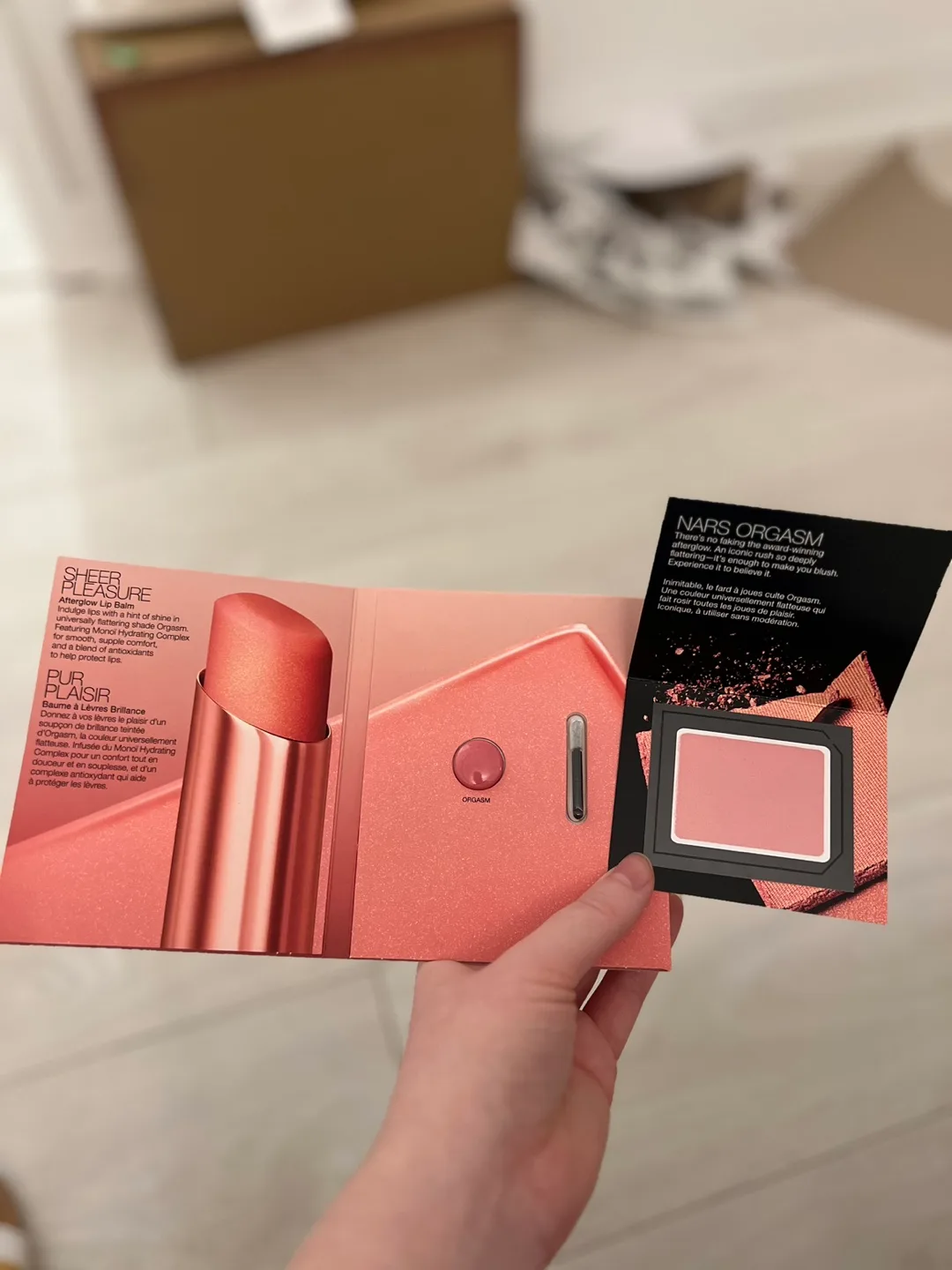 17 Pieces Makeup bundle: NARS, Hourglass, Urban Decay, Benefit image indicator(5)