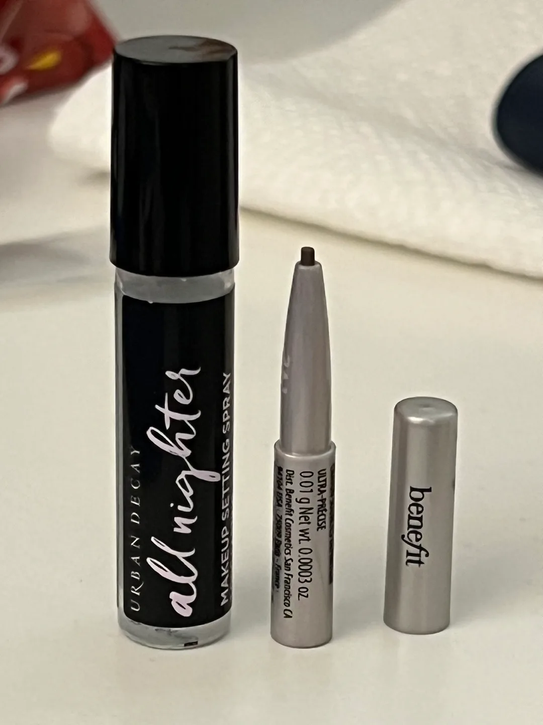 17 Pieces Makeup bundle: NARS, Hourglass, Urban Decay, Benefit image indicator(4)