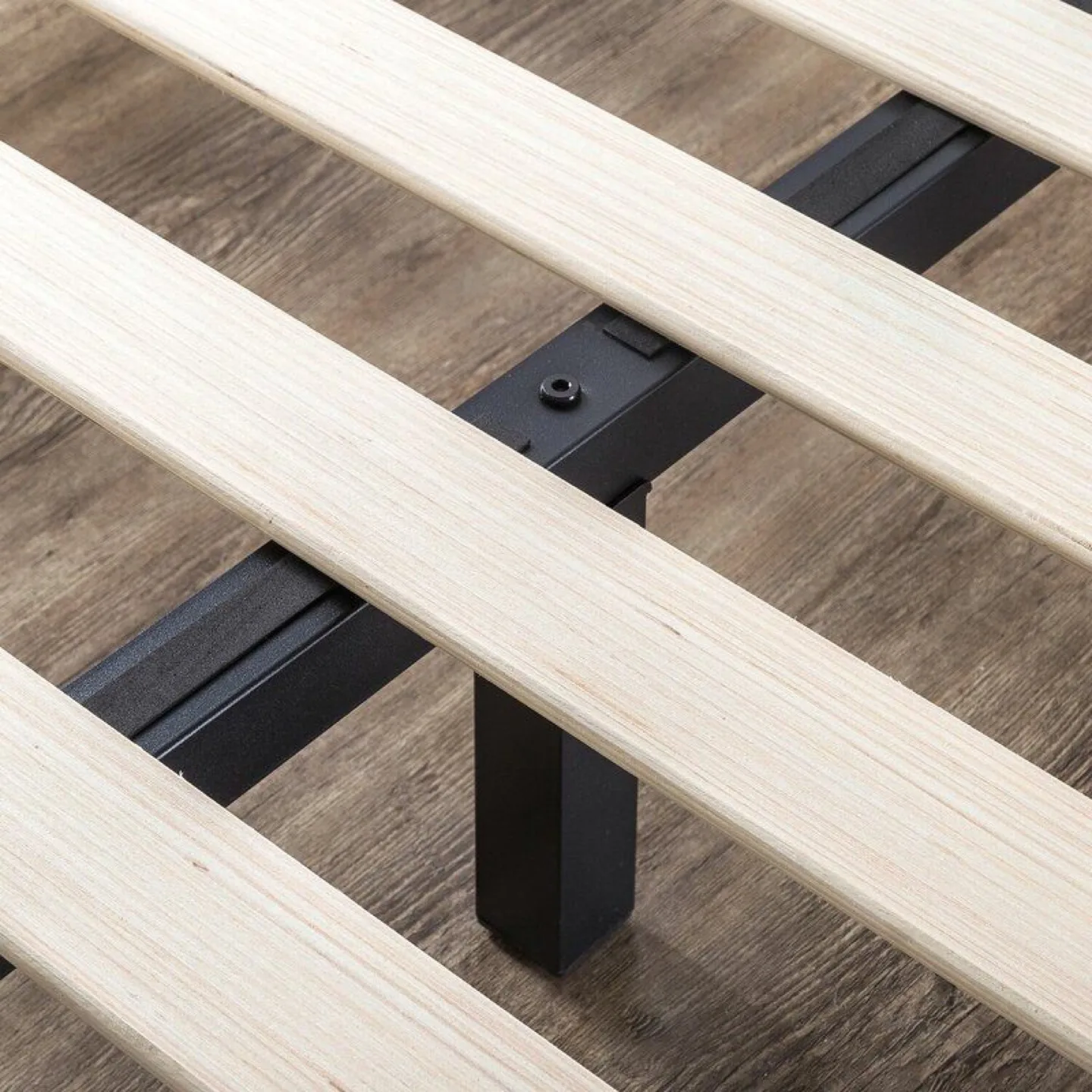 Bed Frame & Mattress - Queen Size image indicator(2)