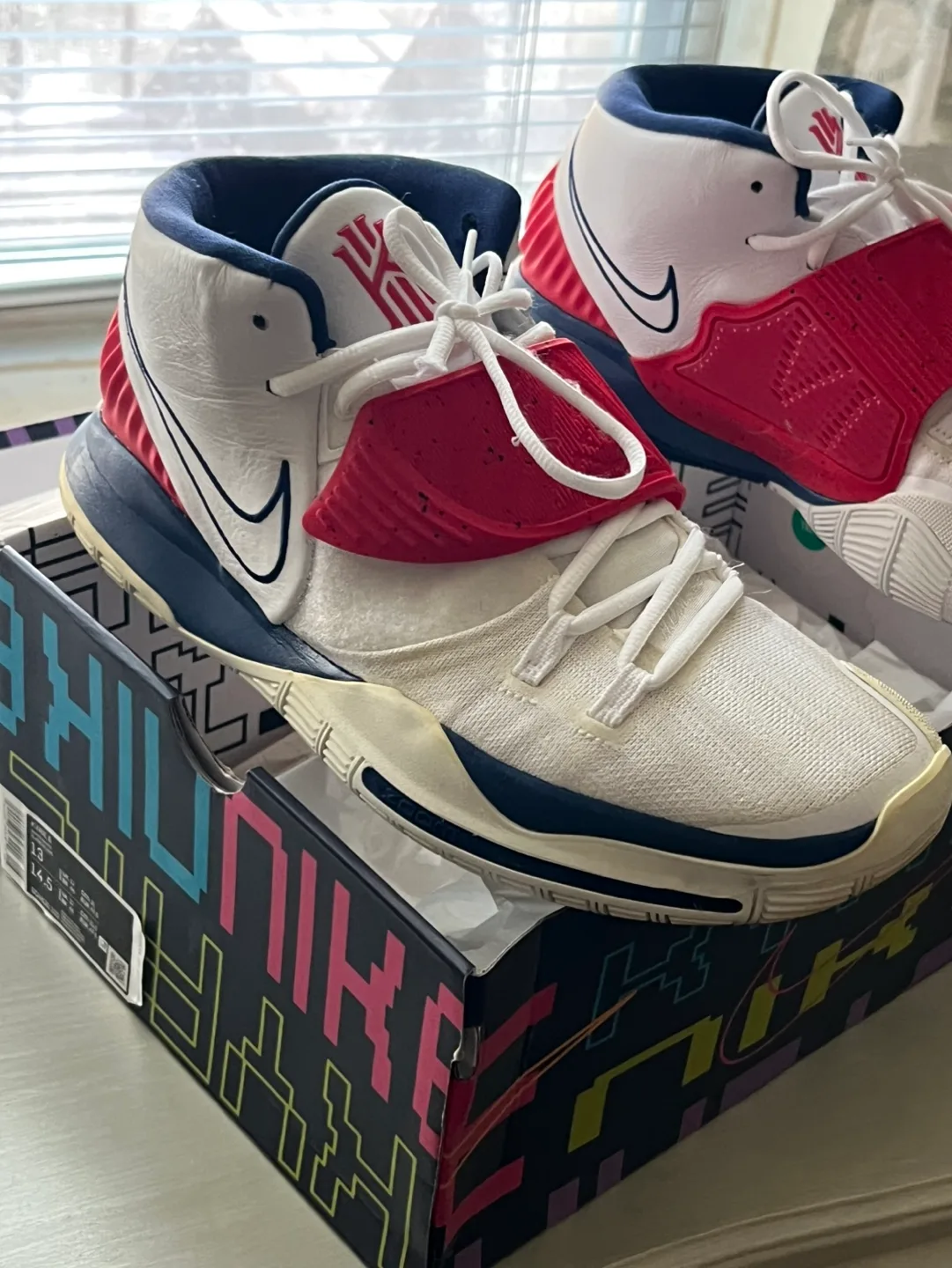 Size 13 - Nike Kyrie 6 USA - BQ4630-102 image indicator(3)