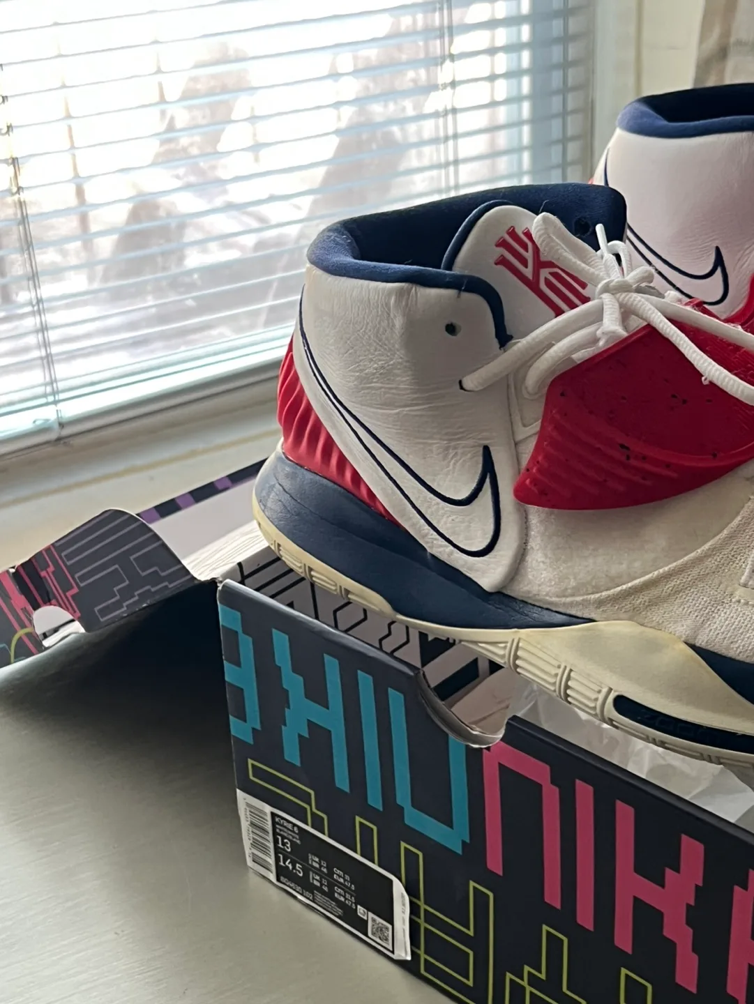 Size 13 - Nike Kyrie 6 USA - BQ4630-102 image indicator(4)