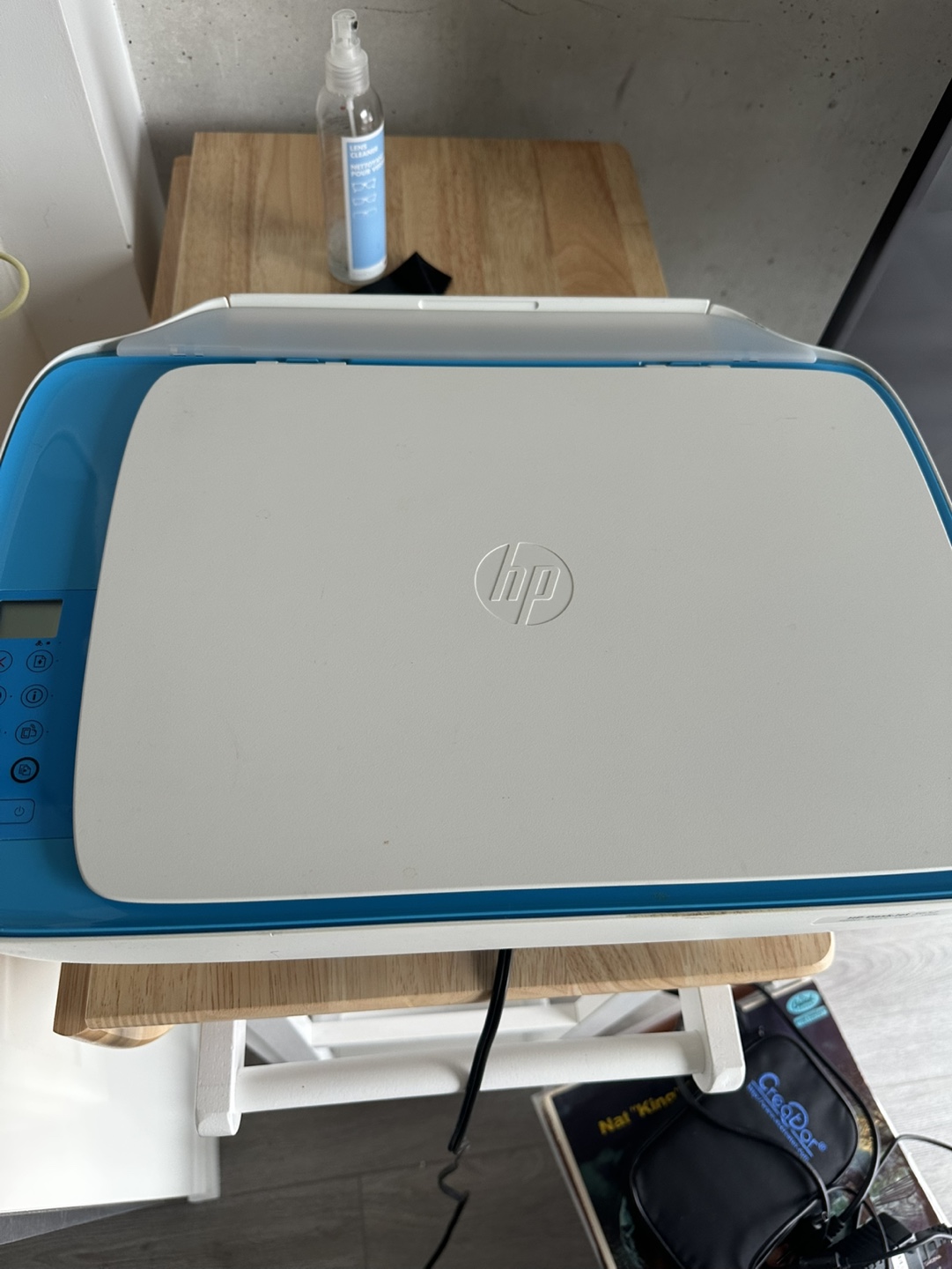 HP DeskJet 3522 All-in-One Printer - photo 2
