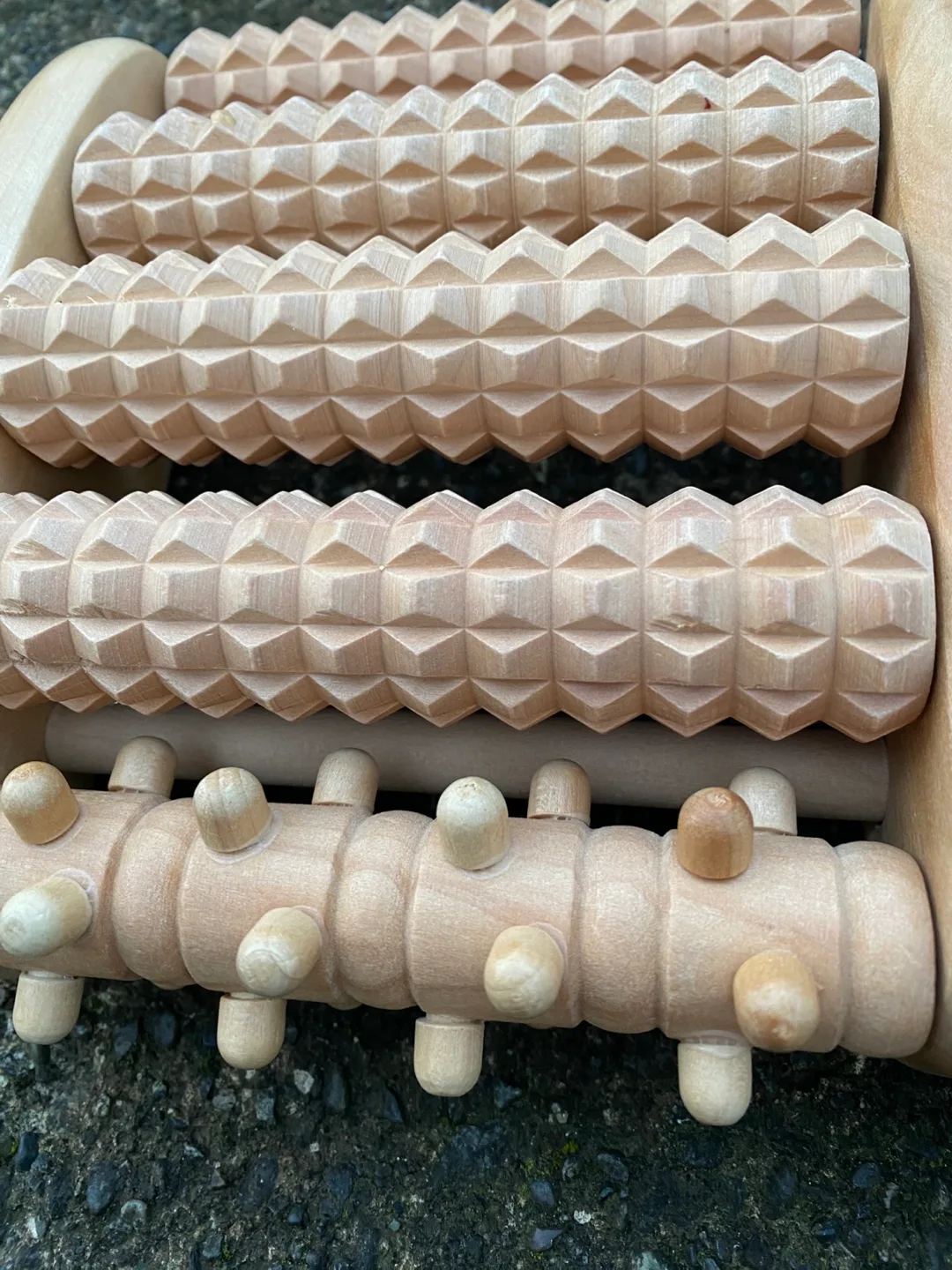 Stress Relief Wooden Foot Massager image indicator(3)