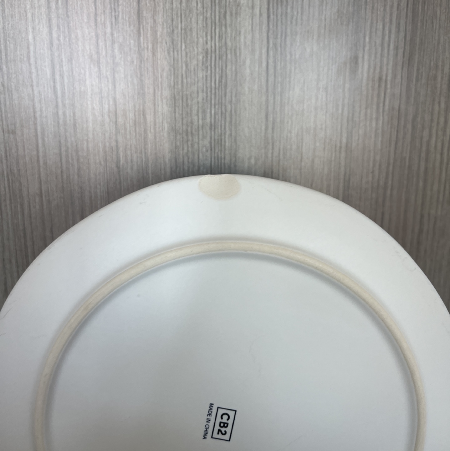 Set of Two CB2 White Plates - photo 3