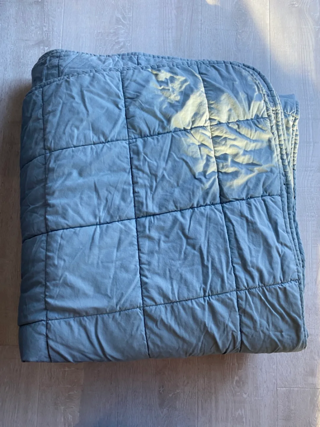 IKEA king-sized quilted blanket #freecycle image indicator(2)