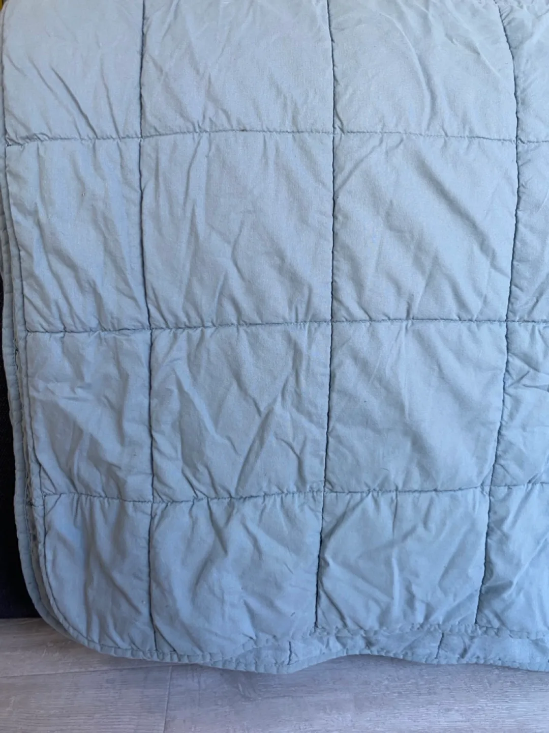 IKEA king-sized quilted blanket #freecycle image indicator(3)