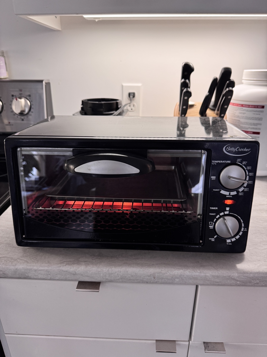 Betty Crocker Toaster Oven