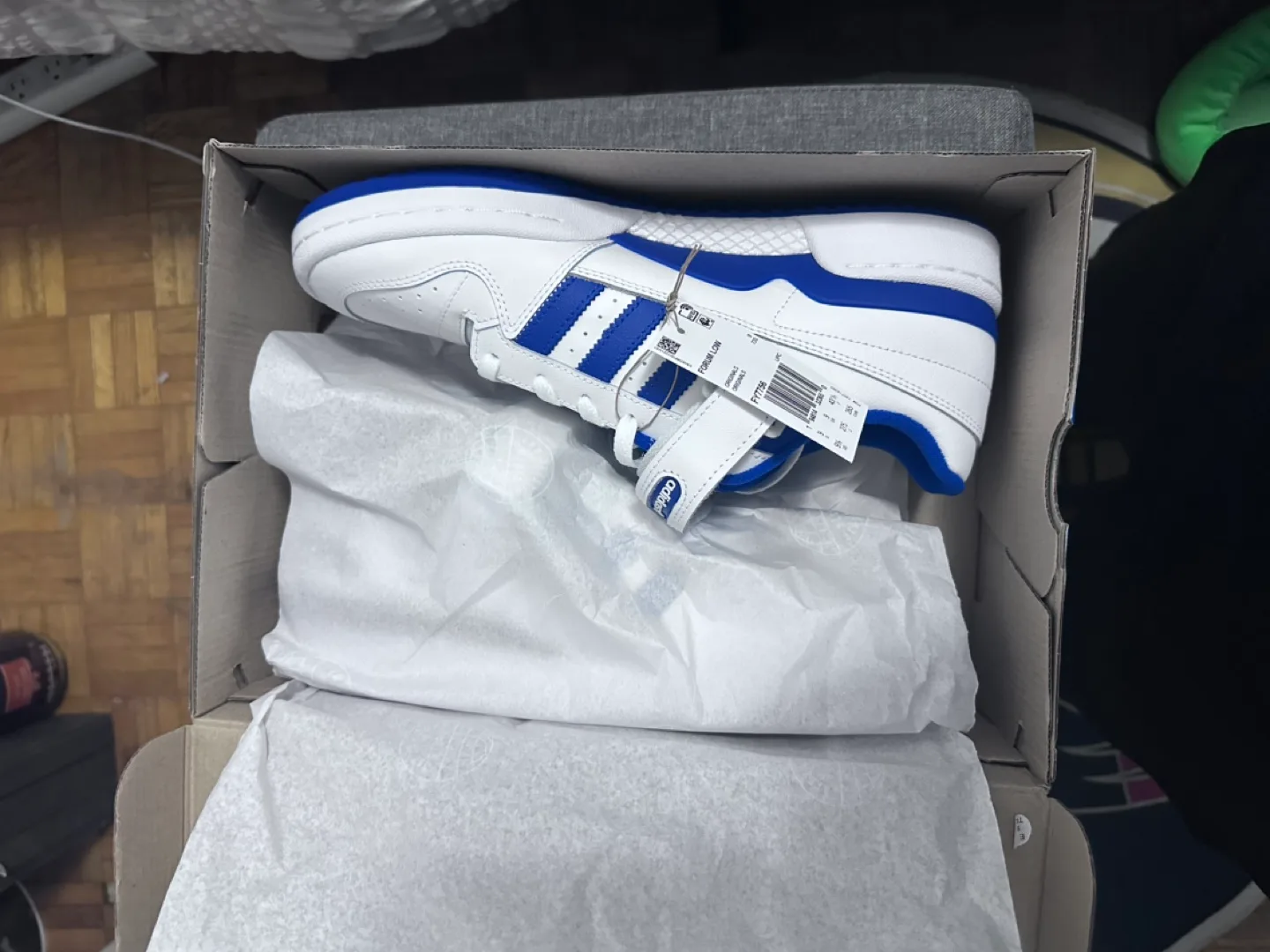 Adidas Forum Low Shoes - Size 9.5 - Brand New image indicator(3)