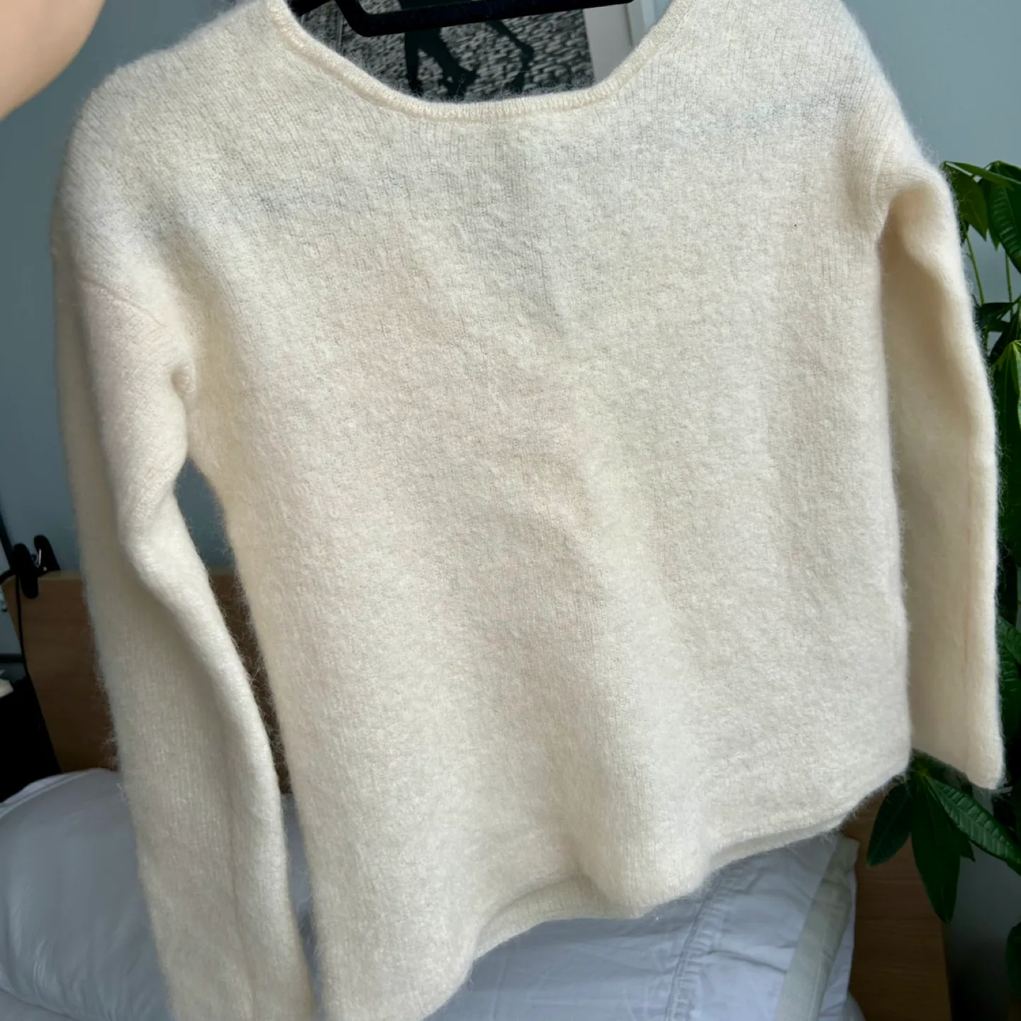 Sezane Barry Mohair and Alpaca Ecru Cardigan FR 34 US S image indicator(7)