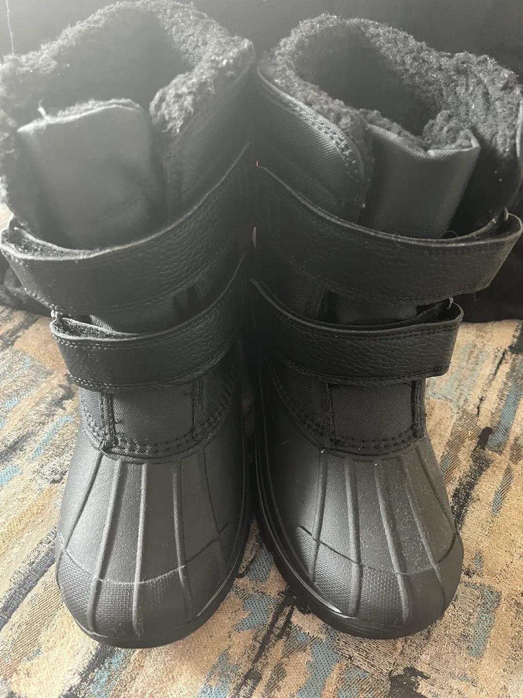 Kids' Size 3 Black Winter Boots image indicator(2)