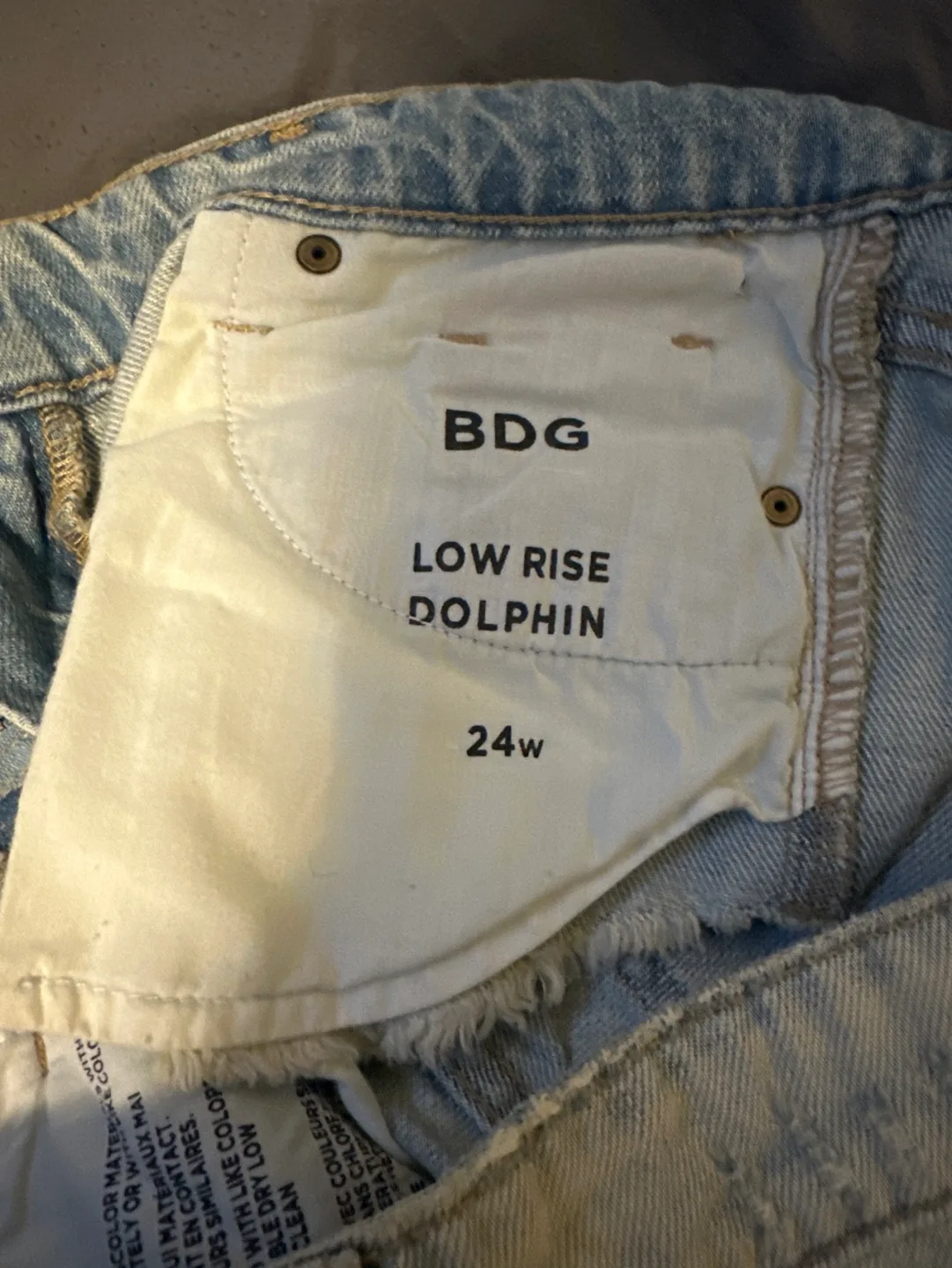 BDG Low Rise Dolphin Denim Shorts image indicator(2)