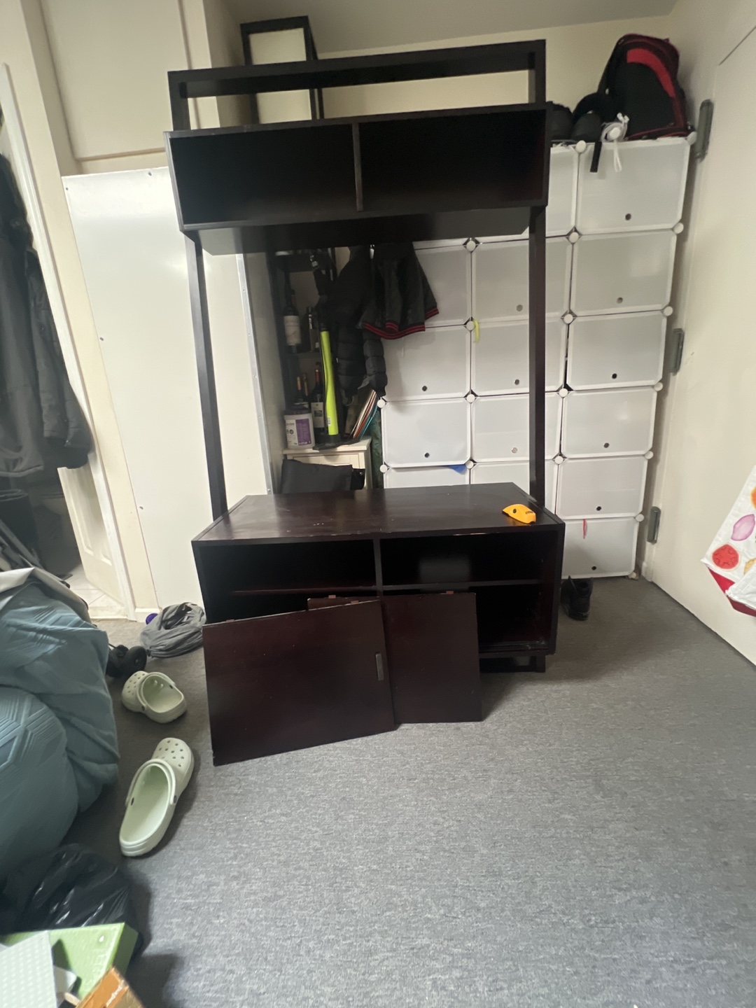 TV Stand - photo 2