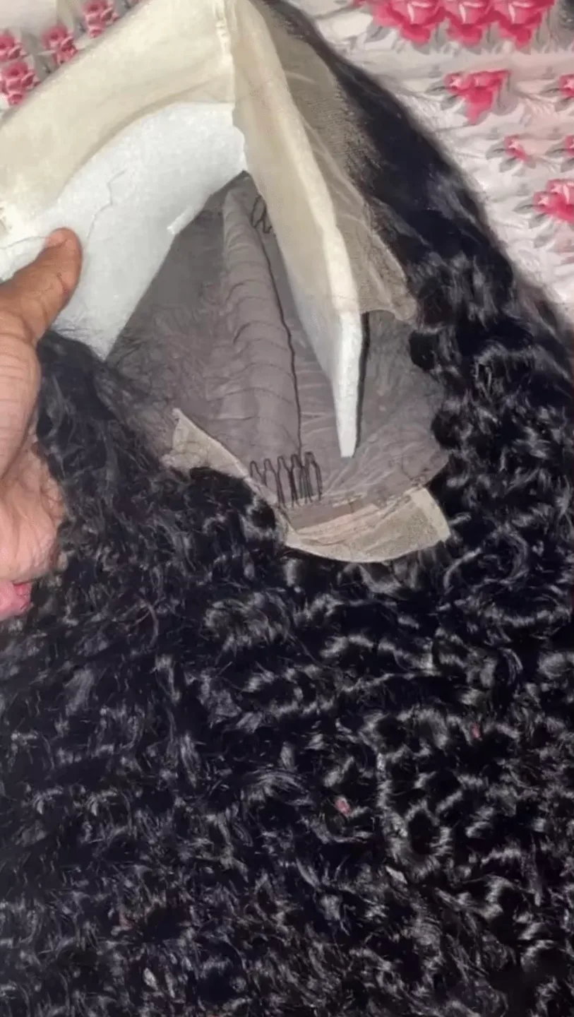 Long Curly Black Lace Front Wig image indicator(5)