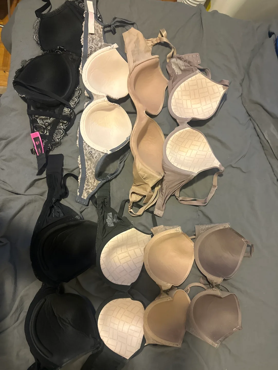 Bundle of 8 bras image indicator(4)