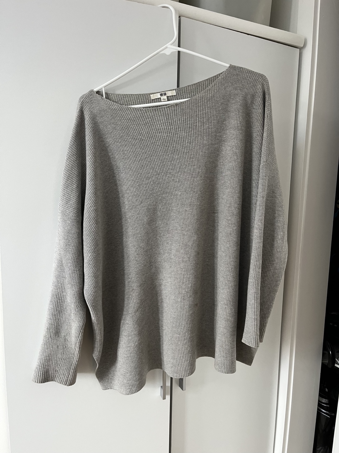 UNIQLO Gray Ribbed Knit Sweater Size L