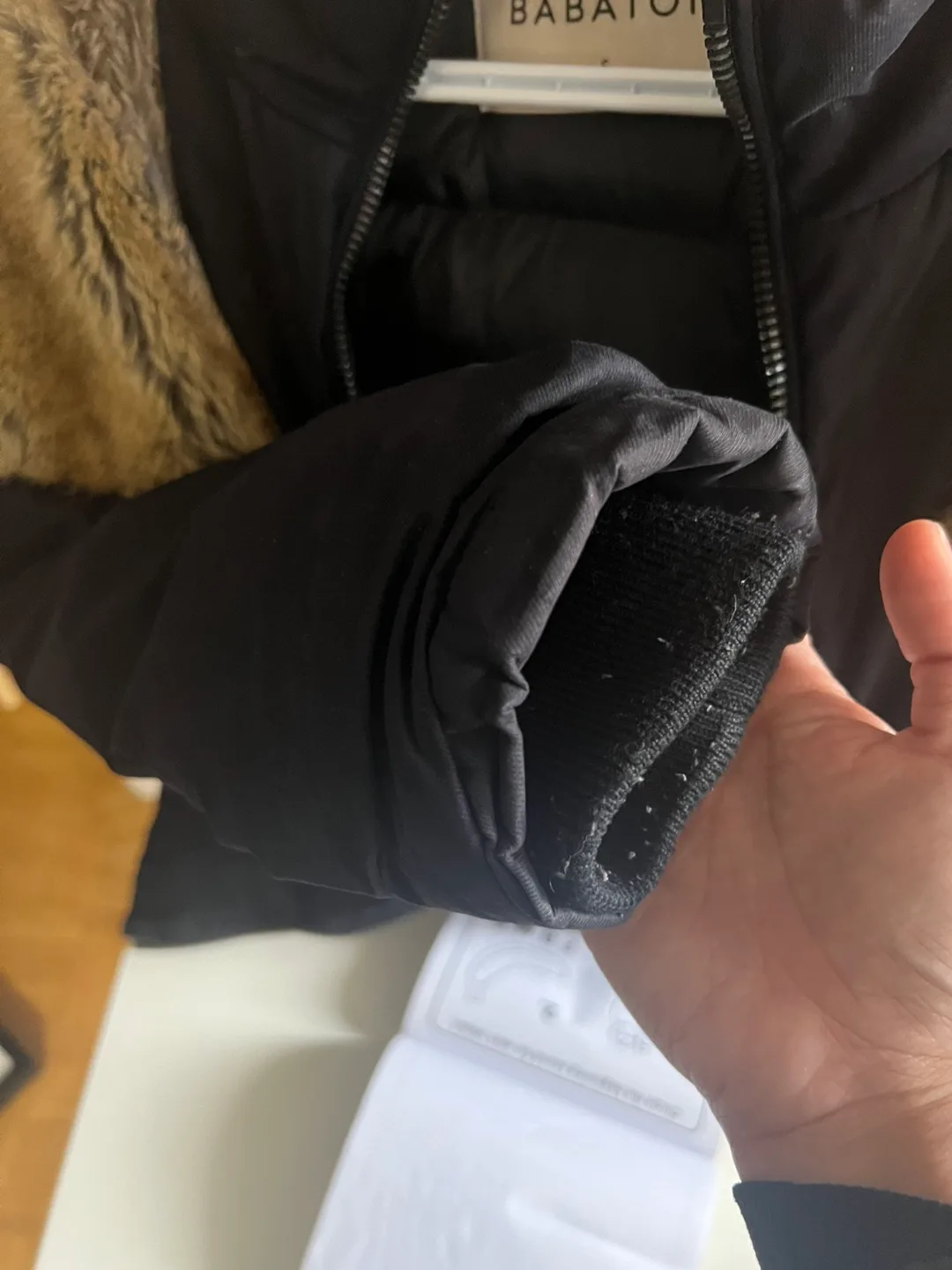 Babaton Aritzia Winter Parka Jacket St. Moritz size Small image indicator(4)