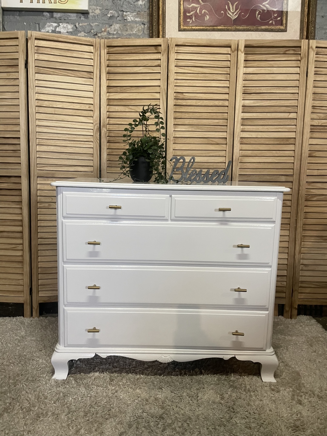 Walter E Smith Dresser