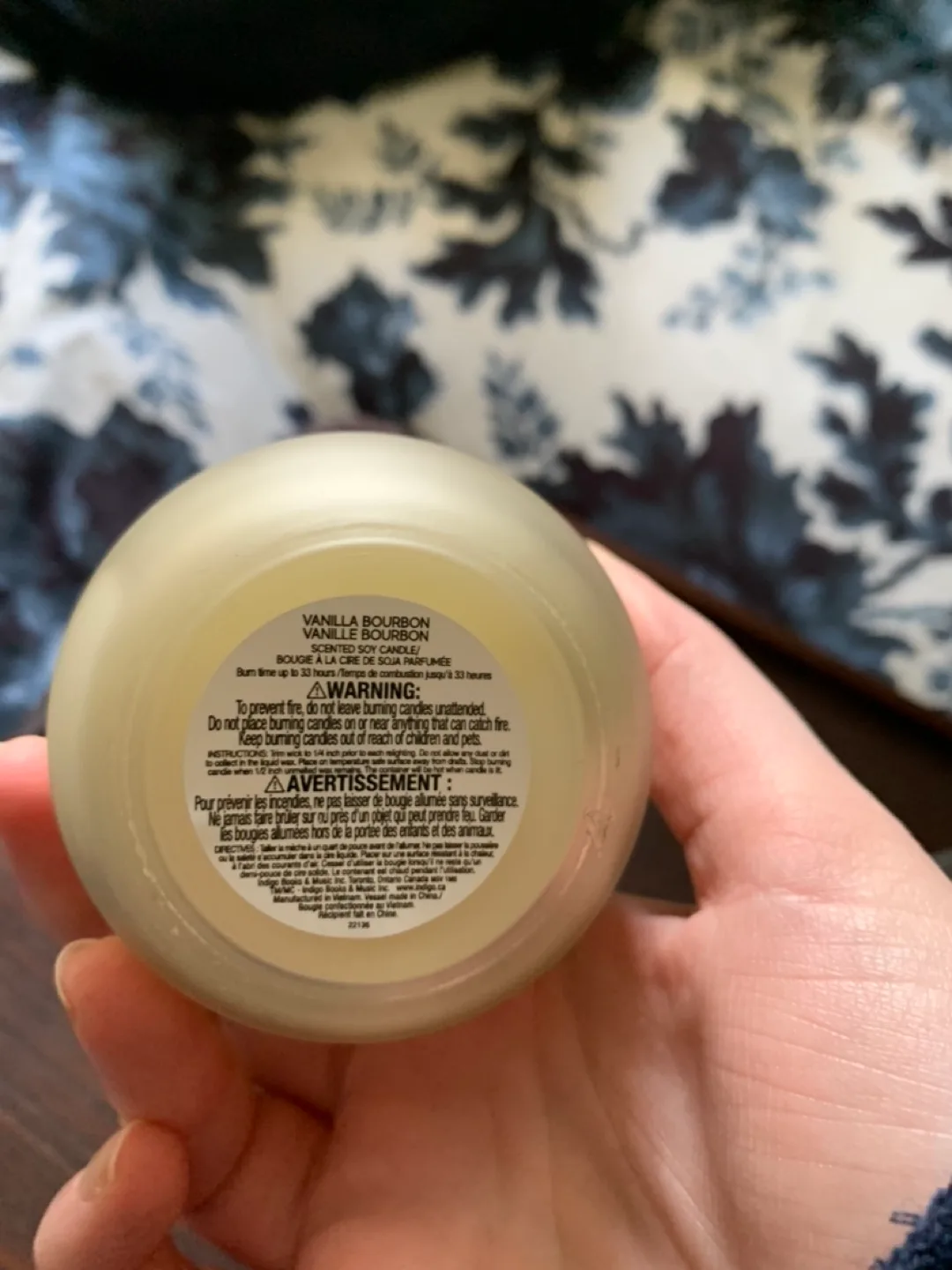 New Scented Vanilla Bourbon Soy Candle - Indigo image indicator(2)