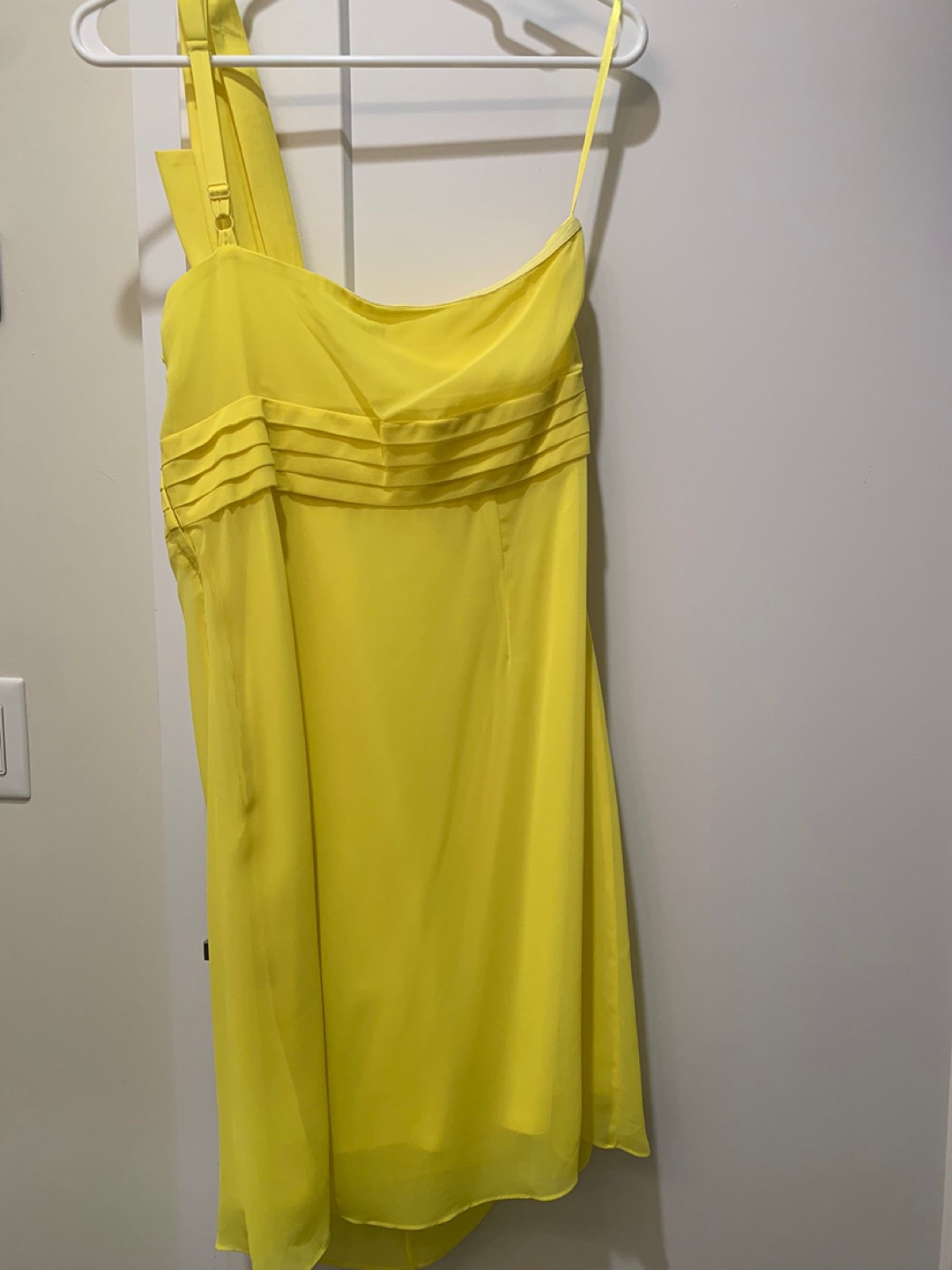 RW&CO. Yellow One-Shoulder Mini Dress - photo 2