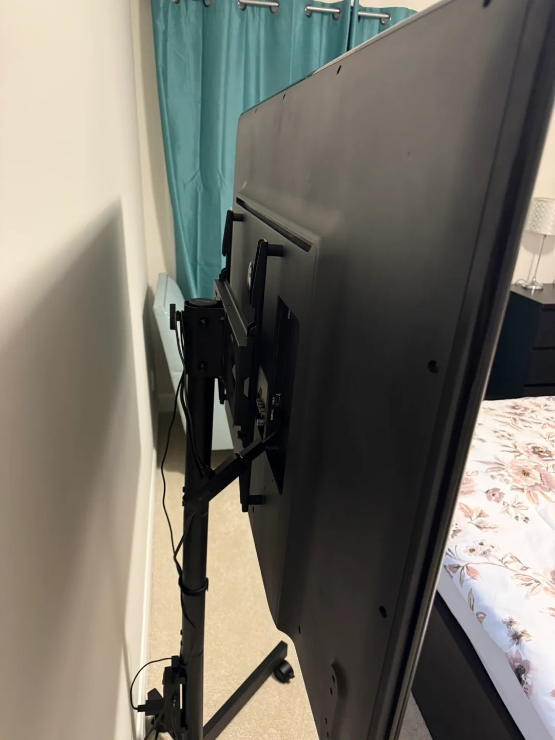 LG 55-inch LED Full HD TV image indicator(3)