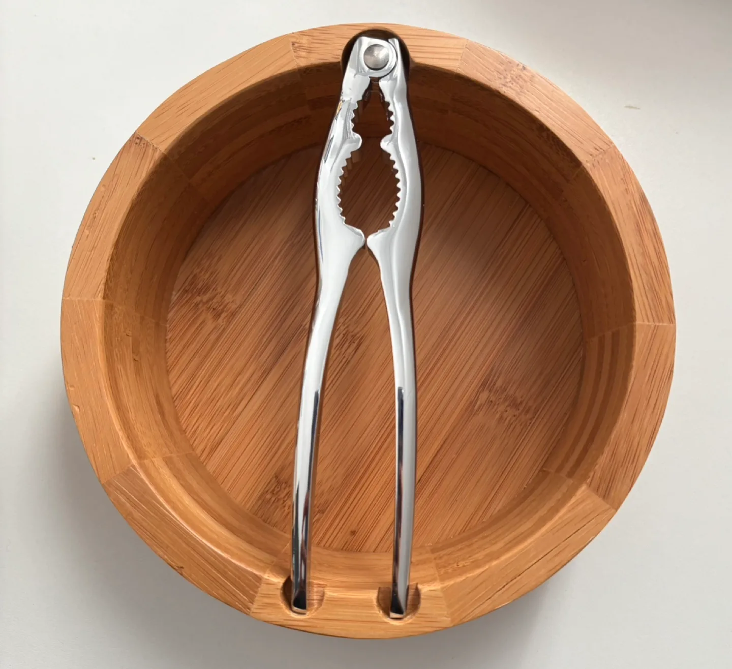 Bamboo Nutcracker Bowl Set (brand new )‼️final sale ‼️ image indicator(2)