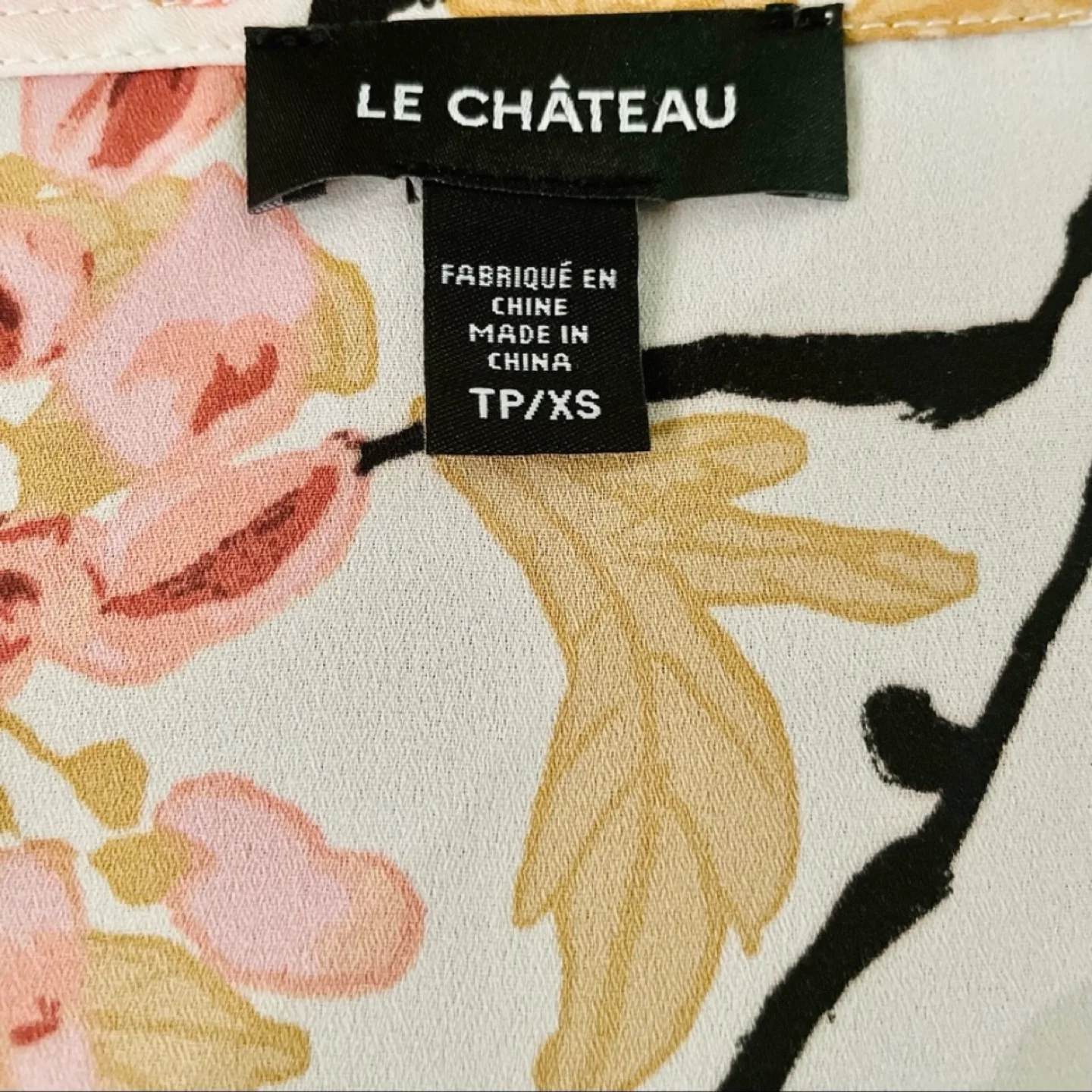 Le Chateau Floral Print Crêpe de Chine V- Neck Blouse image indicator(6)